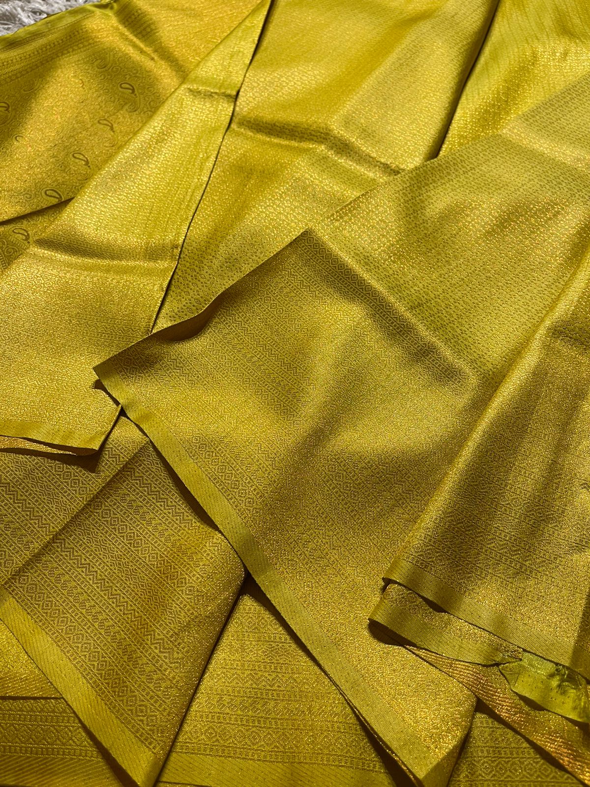 ROYAL AFFAIR-FLUORESCENT LIME BANARASI BROCADE SILK SAREE