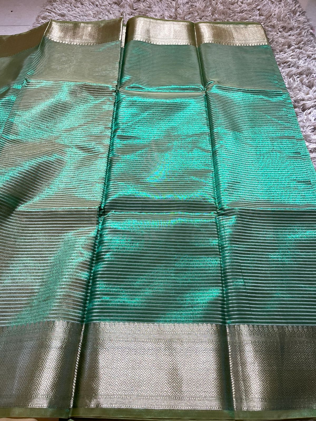 KESAR-GREEN DUAL TONE