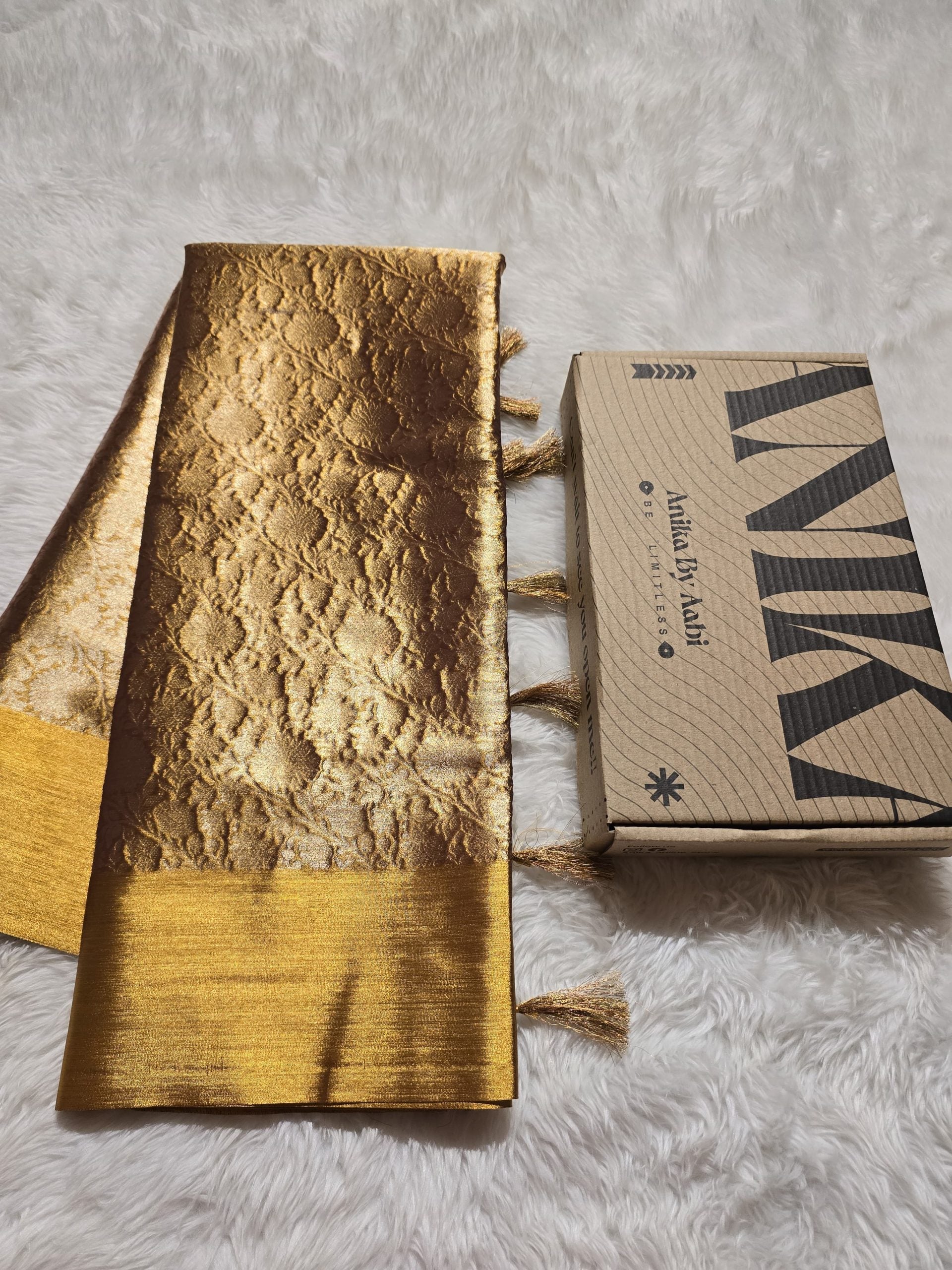 ROYAL ANTIQUE GOLD SAREE