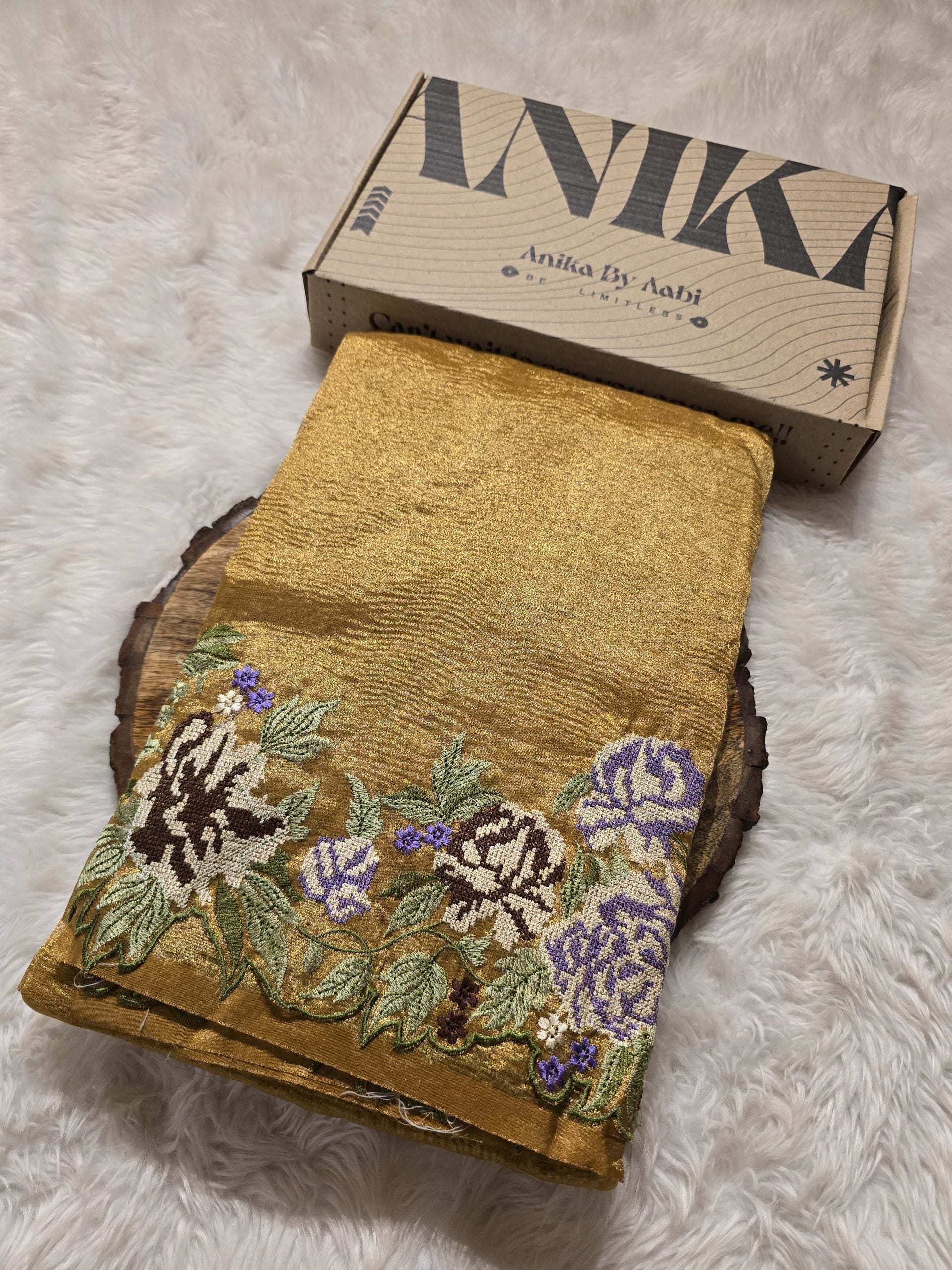 RASHI-RUSTI GOLD SAREE