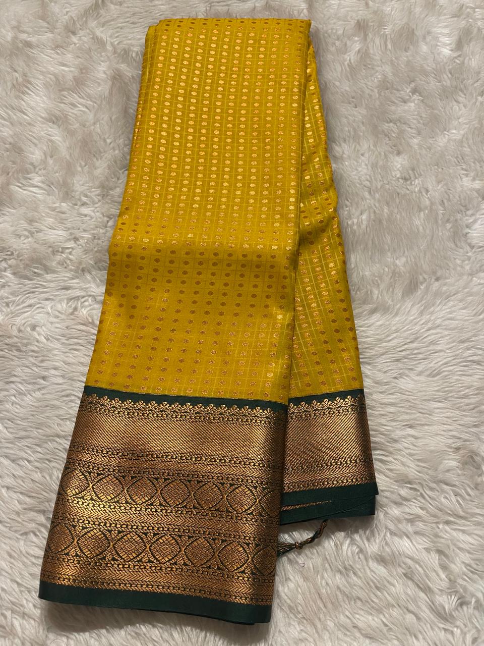 1000 BUTTAS-YELLOW WITH BOTTLE GREEN