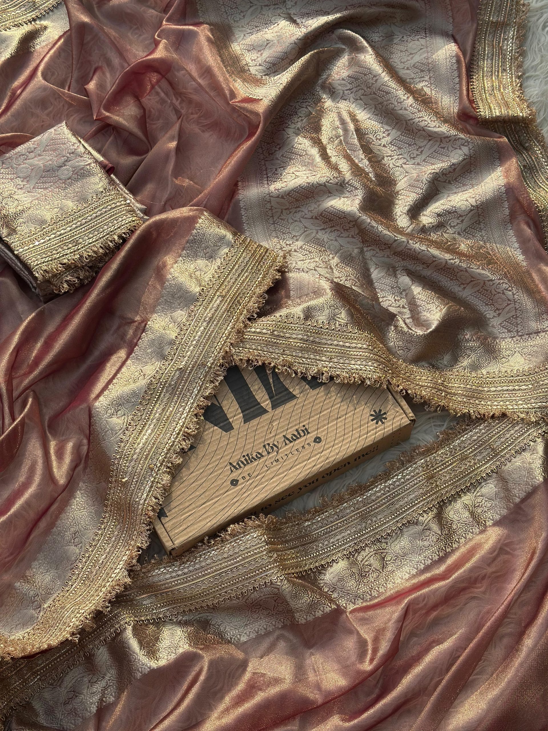 TISSUE LUXE-BRONZED GLOW SAREE