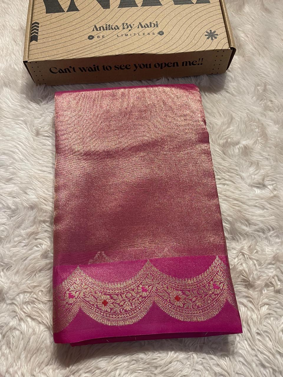 SCALLOP TISSUE SAREE-PINK