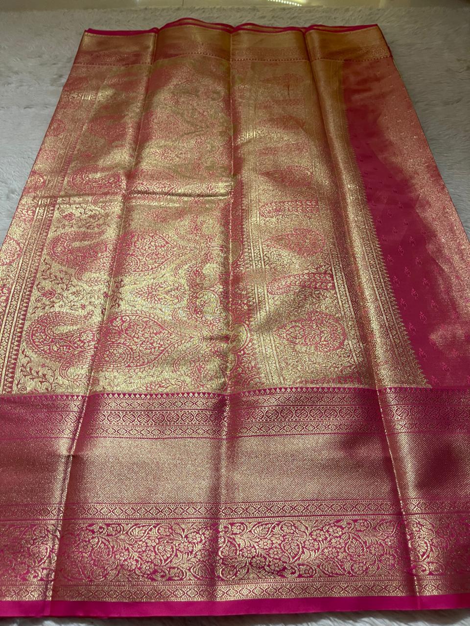 SWAYAMVARAM-MAILED PISTAH WITH RANIPINK SAREE