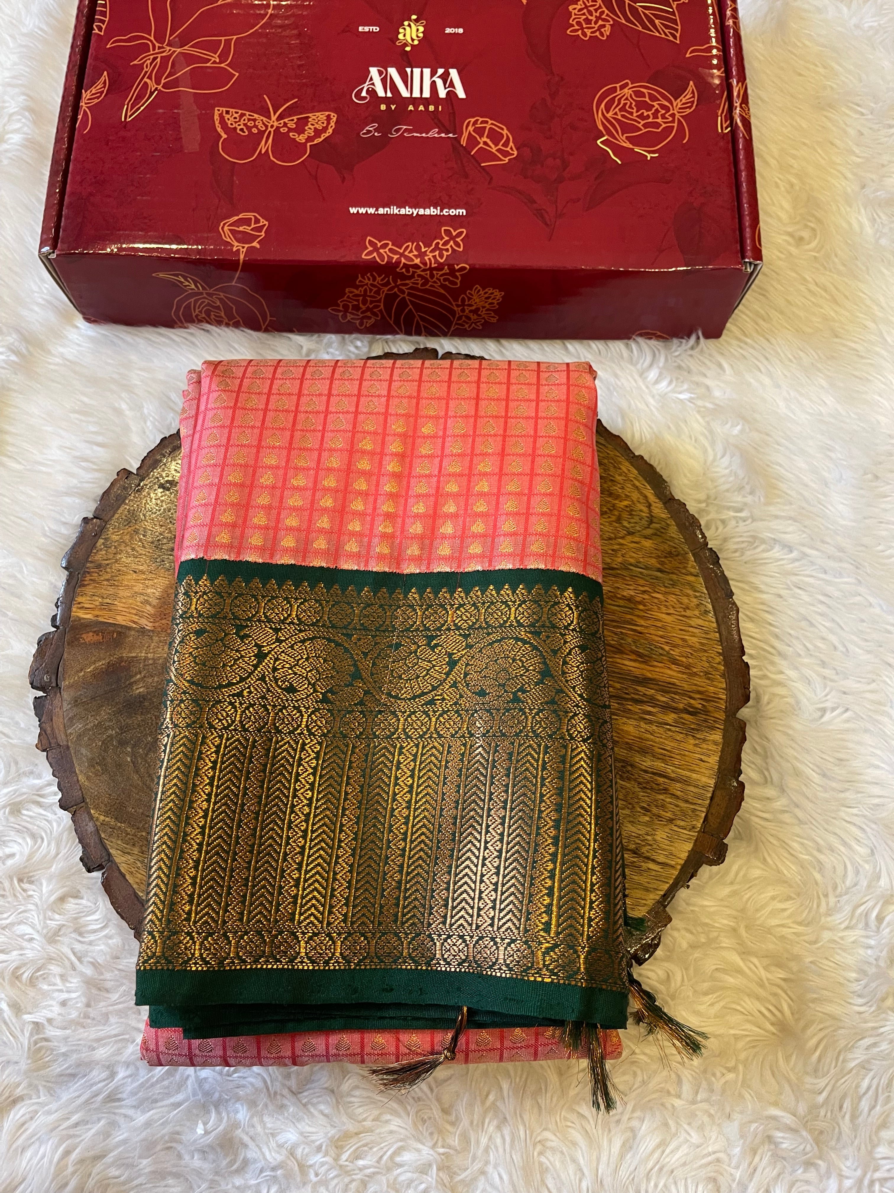 1000 BUTTAS-PEACH WITH BOTTLE GREEN