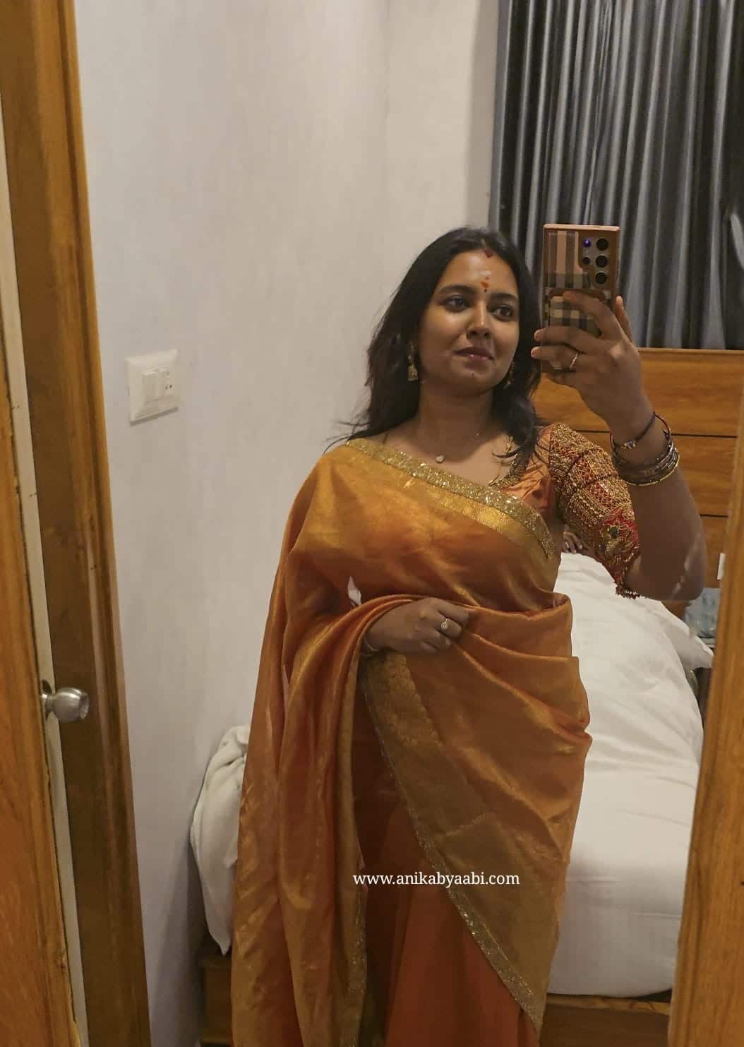 TISSUE BEATS-ORANGE SAREE