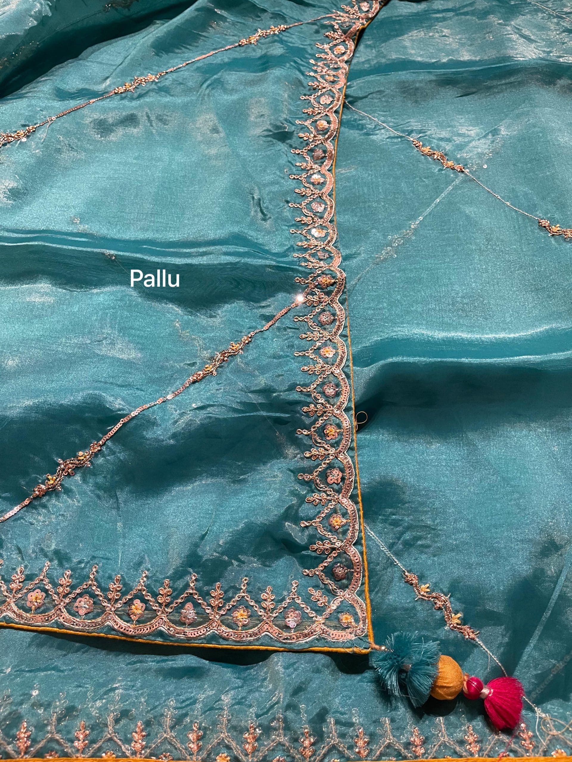 ANAYA FESTIVE EDIT-DESIGNER SAREE A04