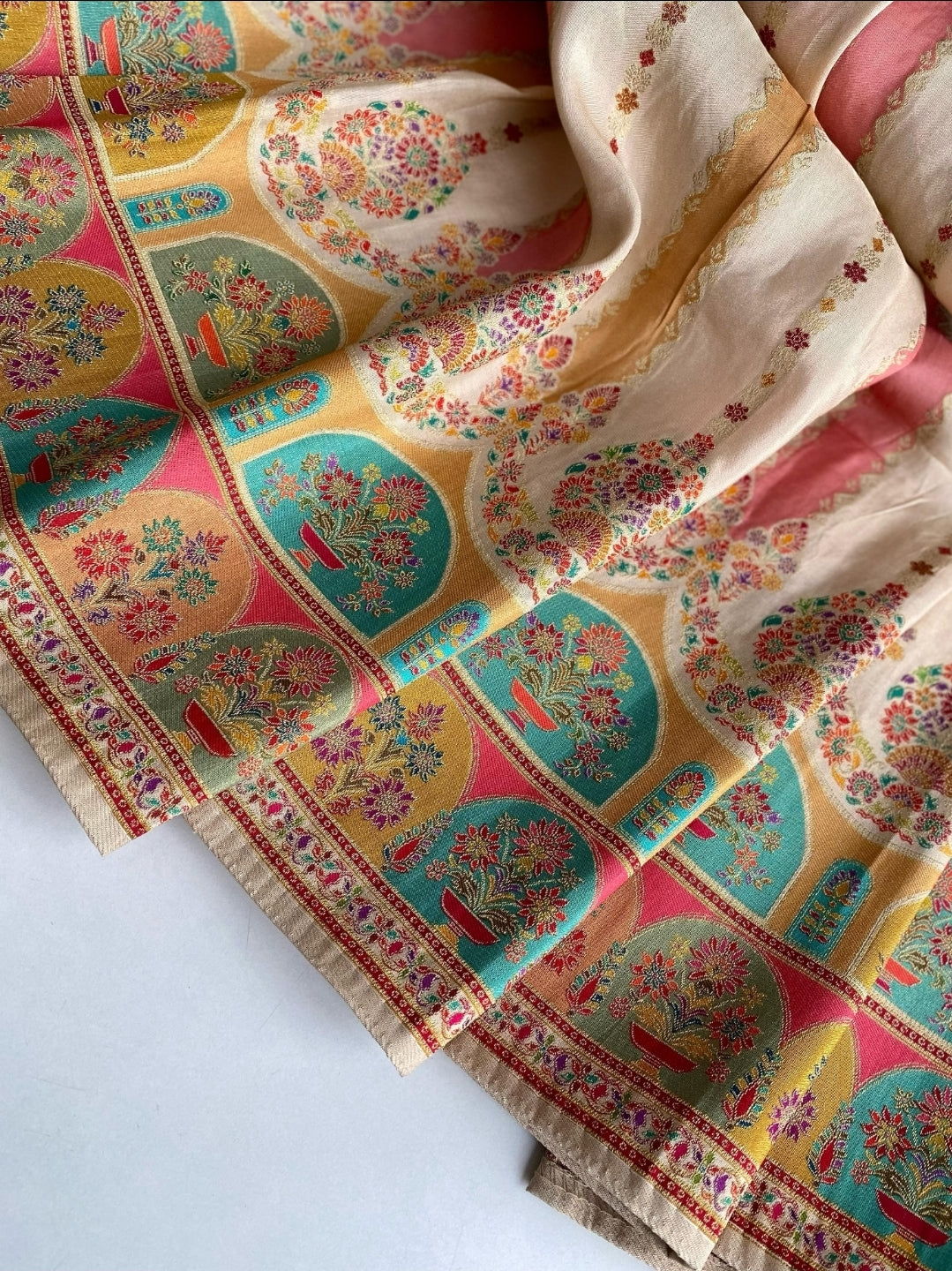 ANIKA'S BRIDAL EDIT - IVORY MULTICOLOUR KASHMIRI SAREE