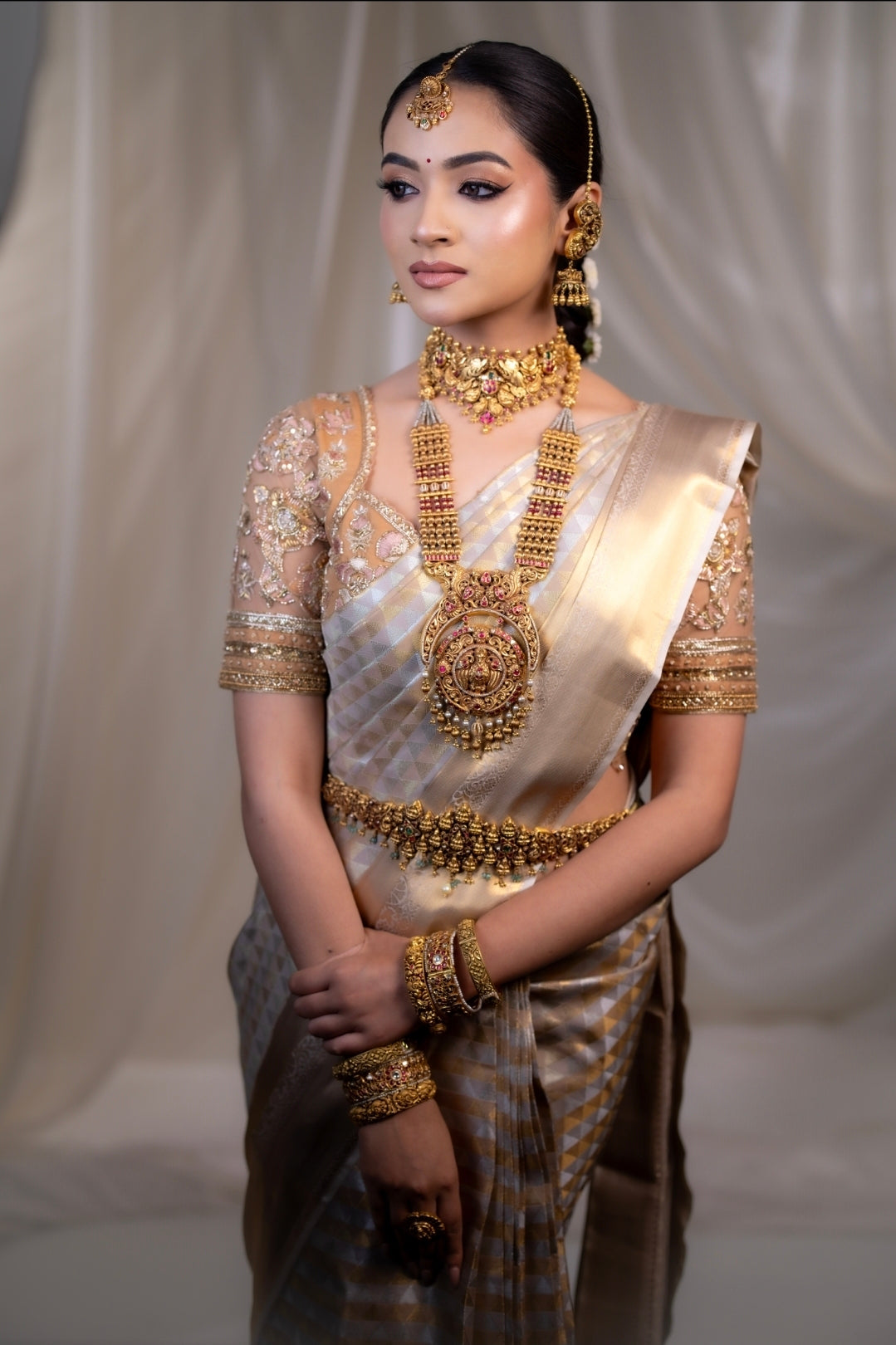 SWAYAMVARAM LUXE - GRAY MULTI-TONE BRIDAL EDIT SAREE