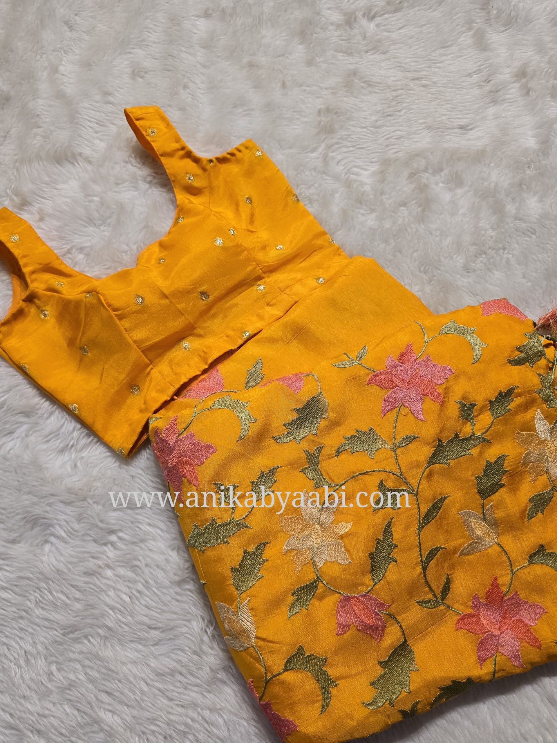KIRTI-YELLOW SAREE
