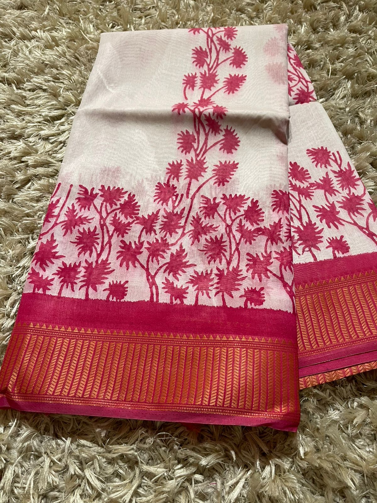 VIHA - WHITE WITH BABYPINK SAREE