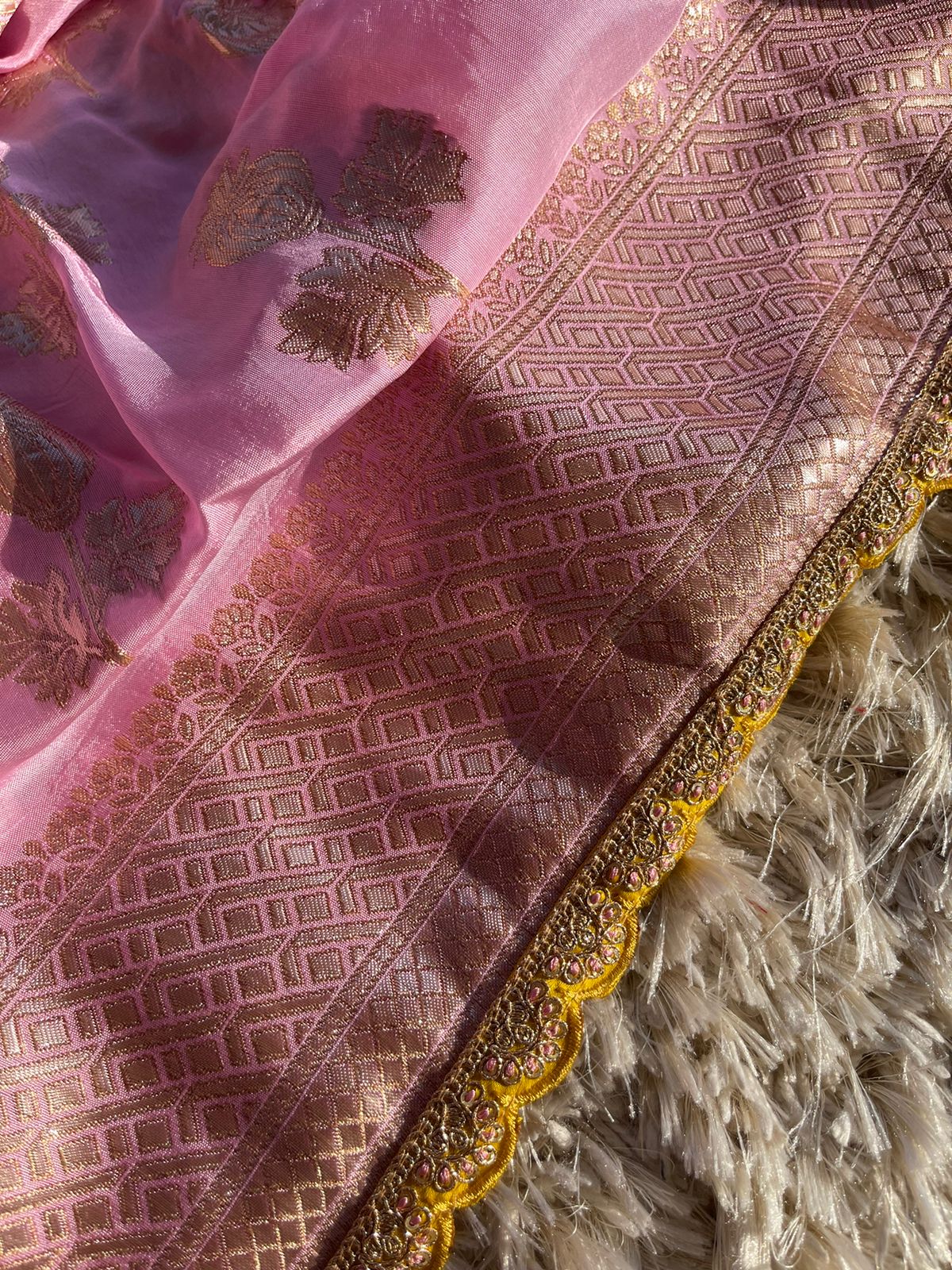 SUHA- PINK SAREE