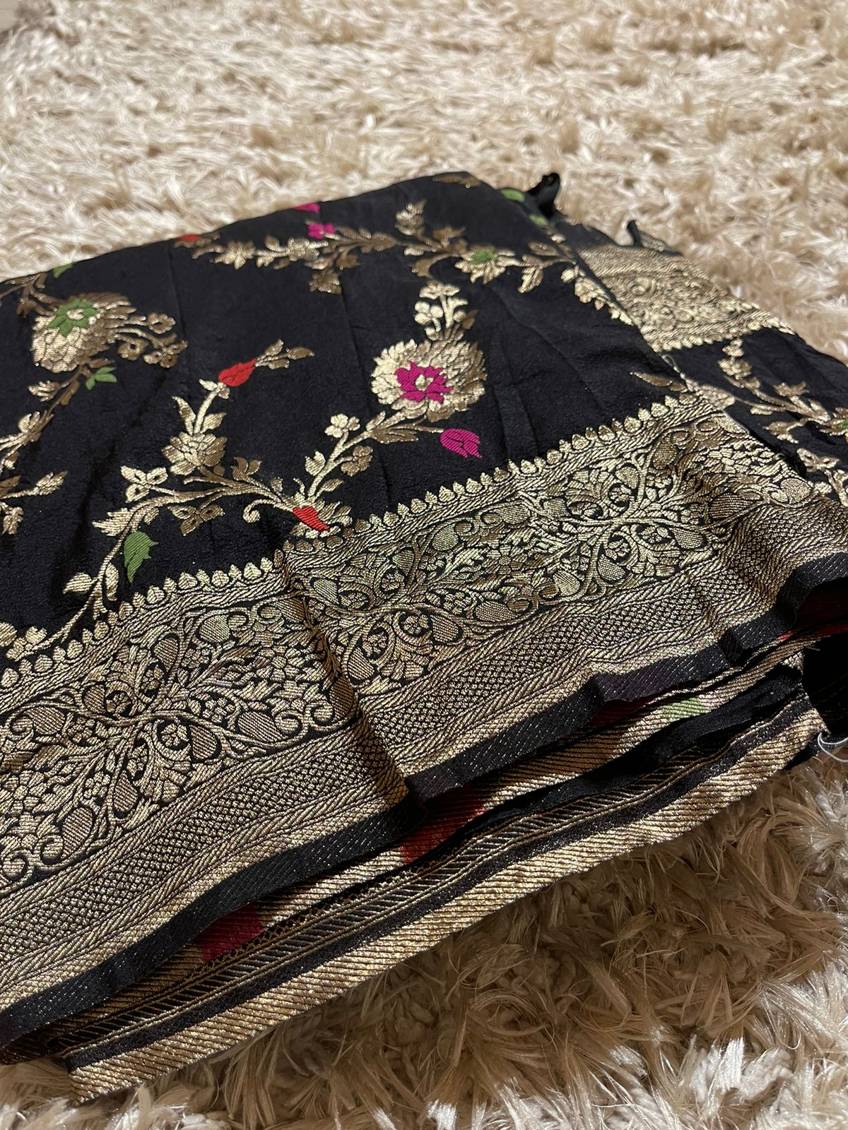 KASI - BLACK SAREE
