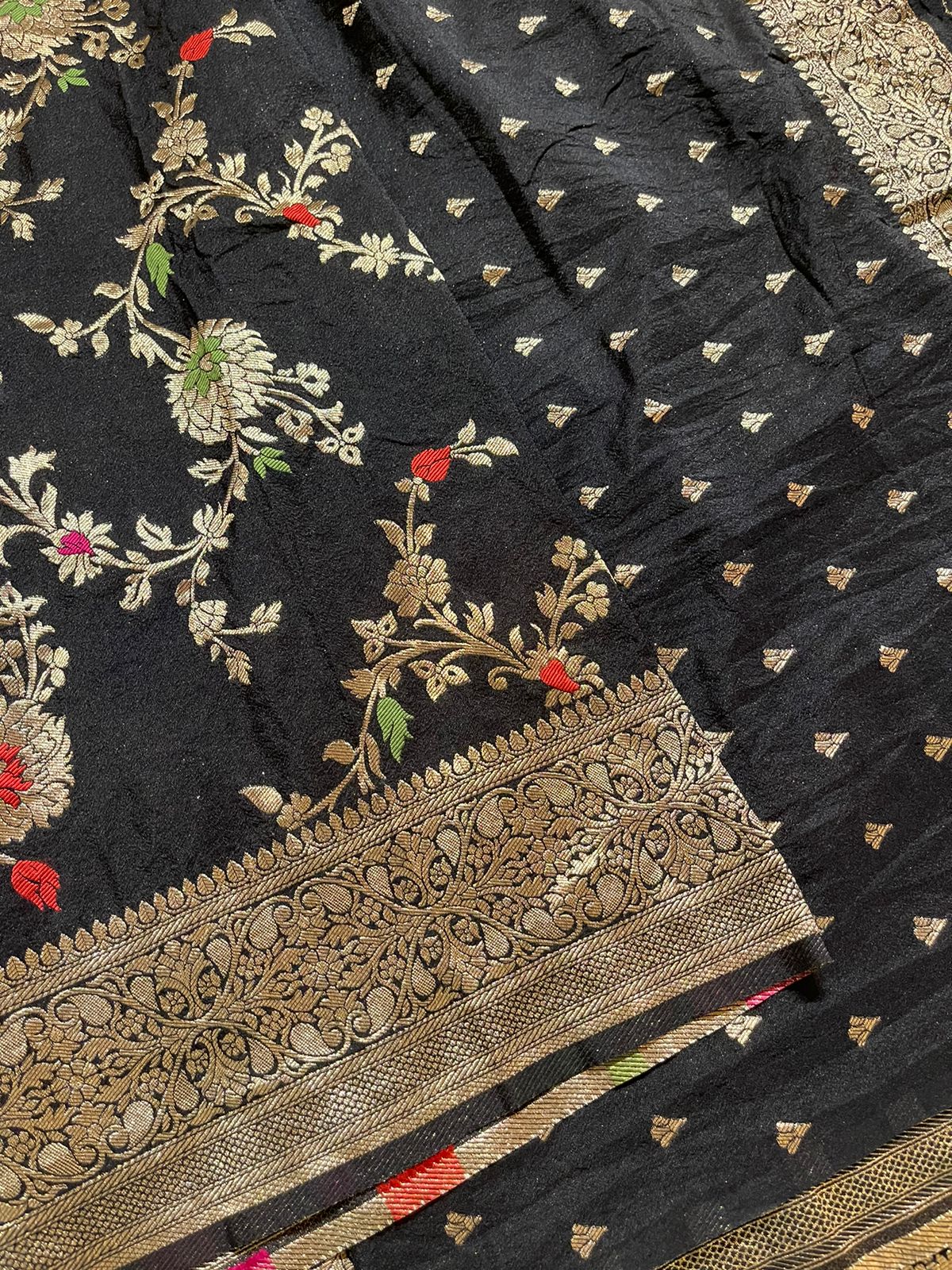 KASI - BLACK SAREE
