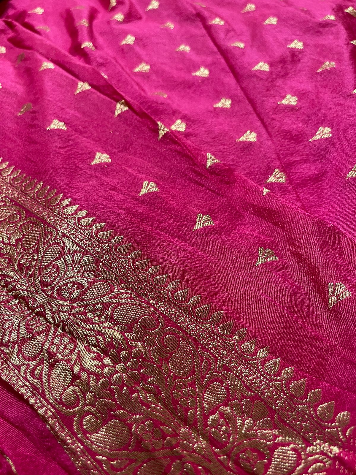 KASI - RANI PINK SAREE