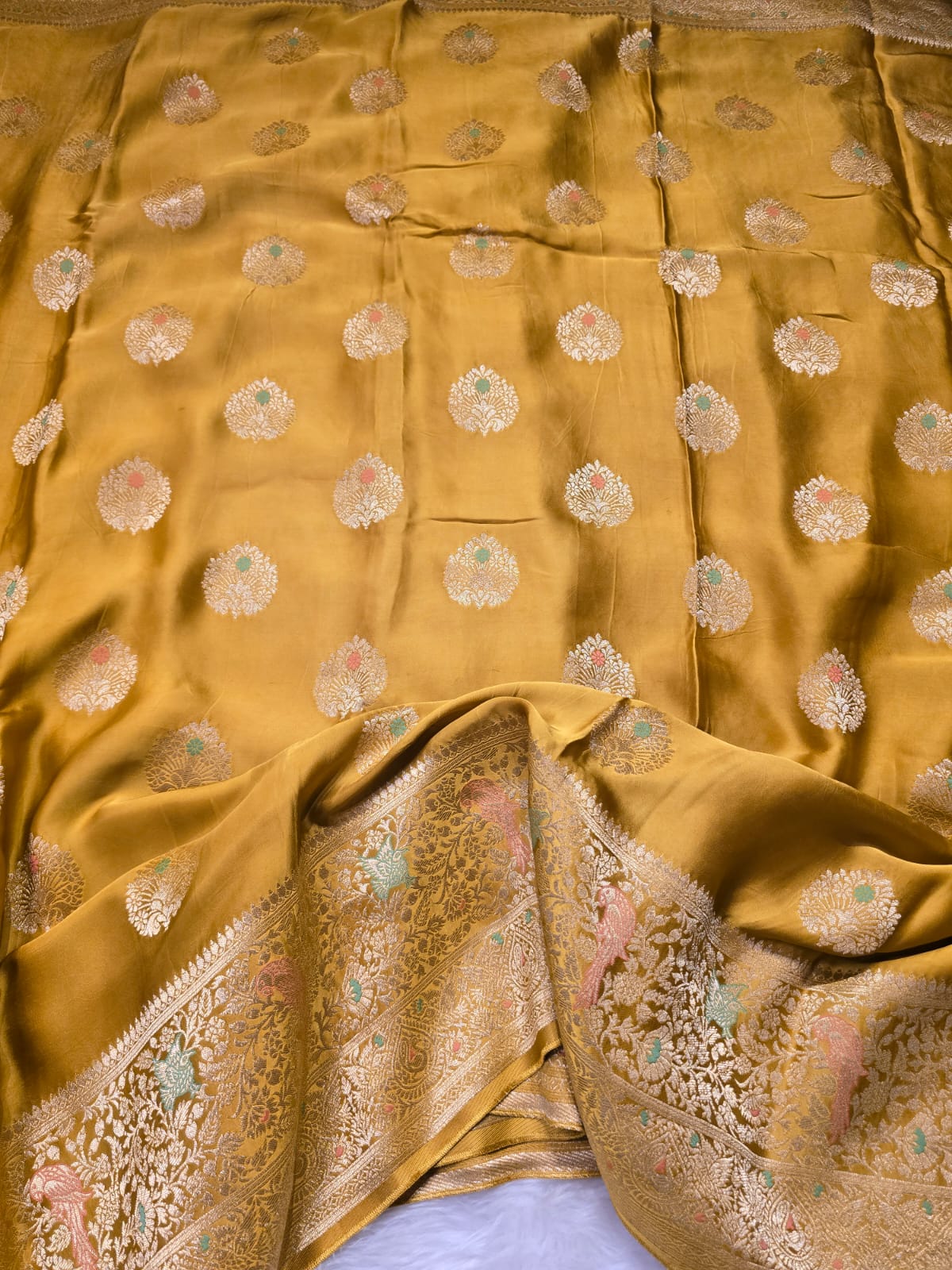 MUSHRO-YELLOW SAREE