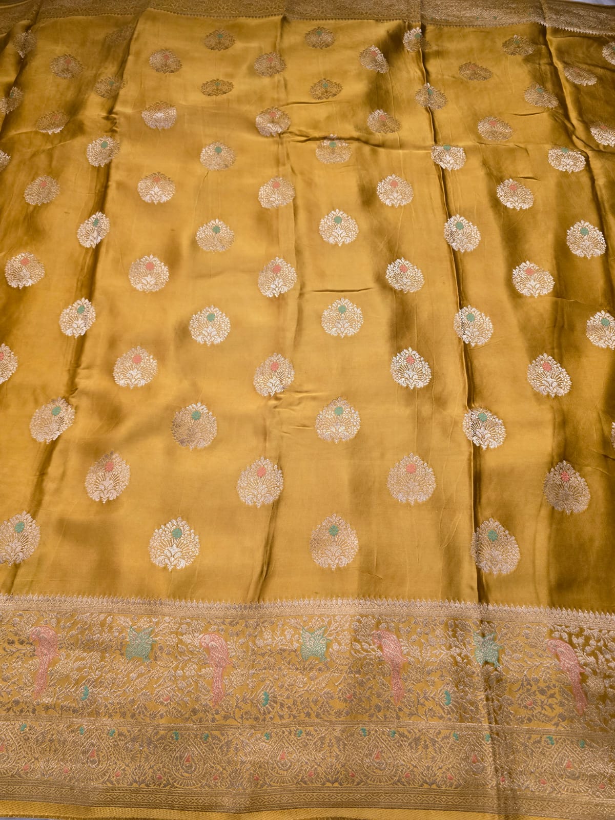 MUSHRO-YELLOW SAREE