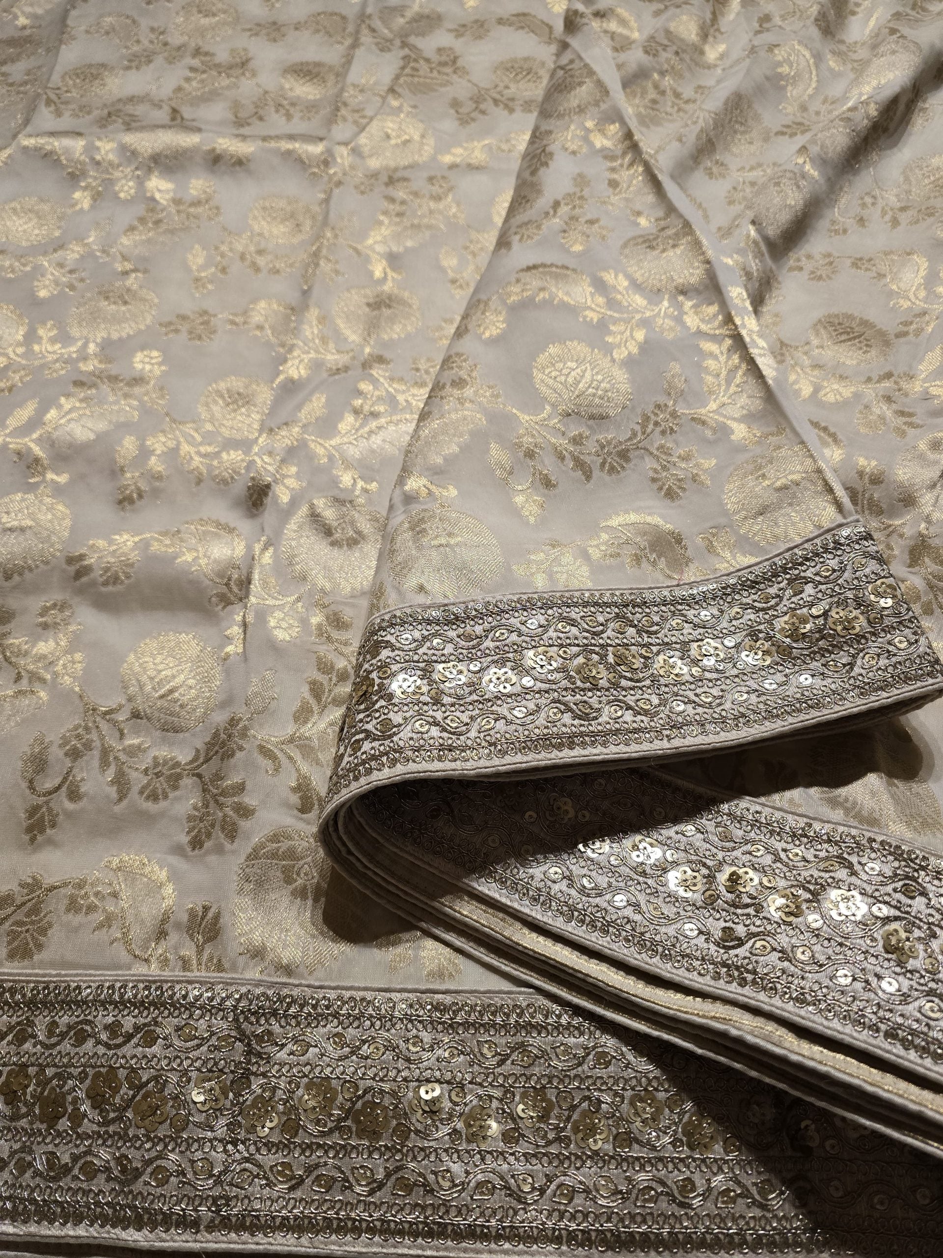 ANIKA BRIDAL EDIT- HALF WHITE SAREE