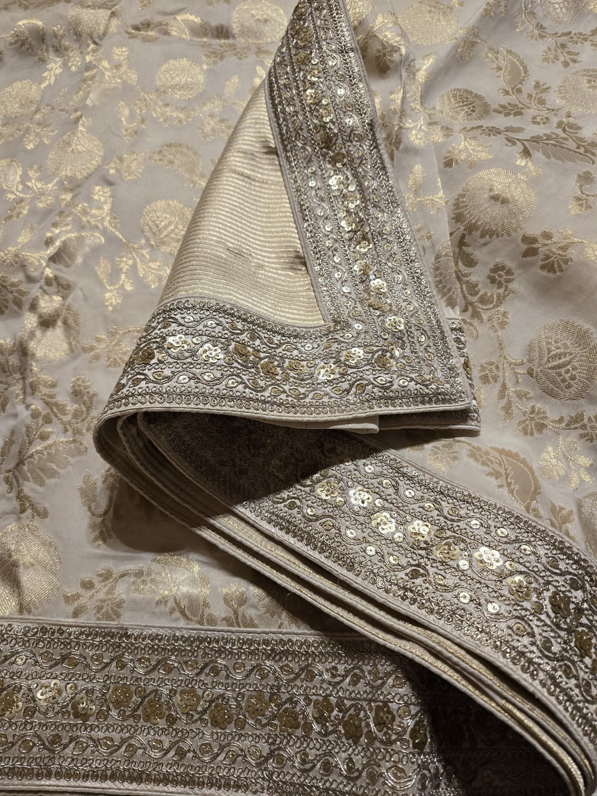 ANIKA BRIDAL EDIT- HALF WHITE SAREE