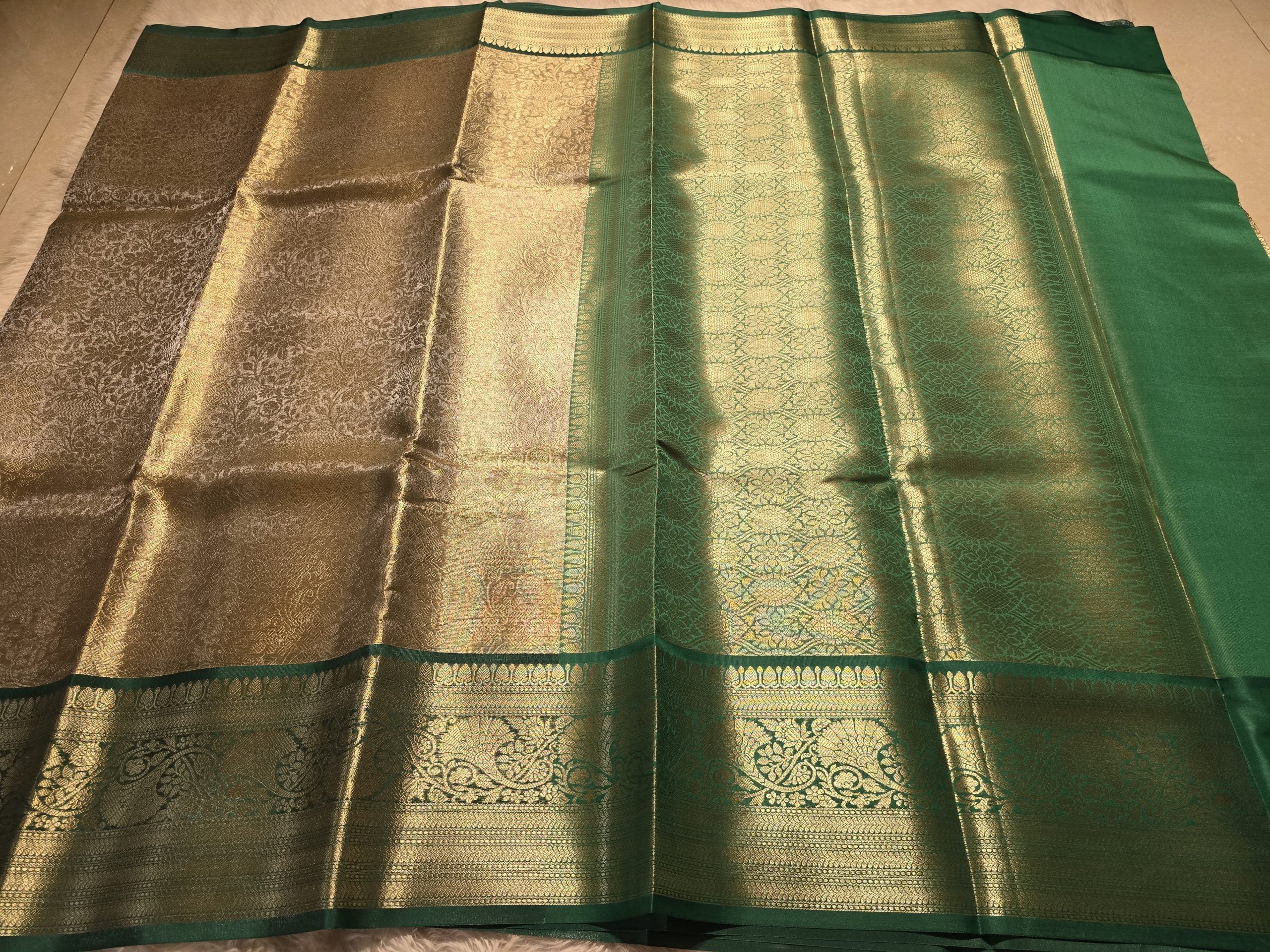 TISSUE FLORAL-GRAY GOLD WITH BOTTLE GREEN SAREE
