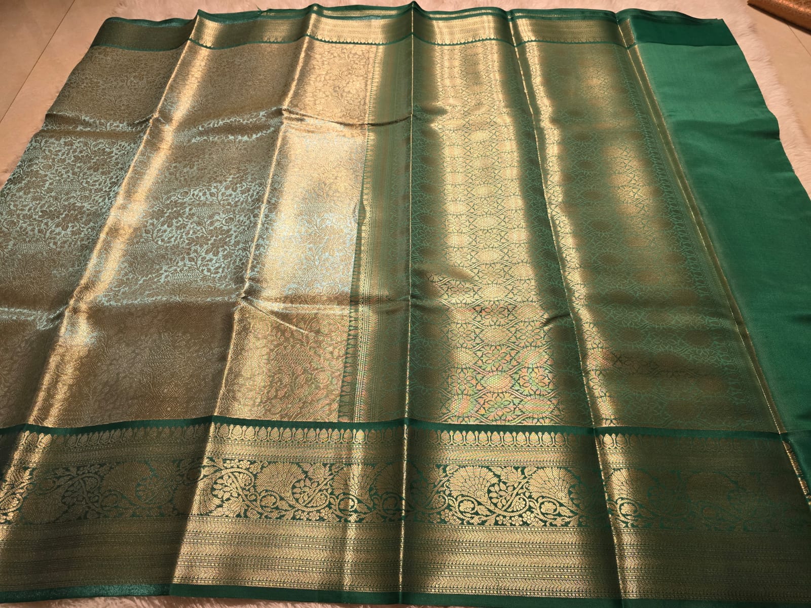TISSUE FLORAL-BLUISH GREEN DUAL TONE SAREE