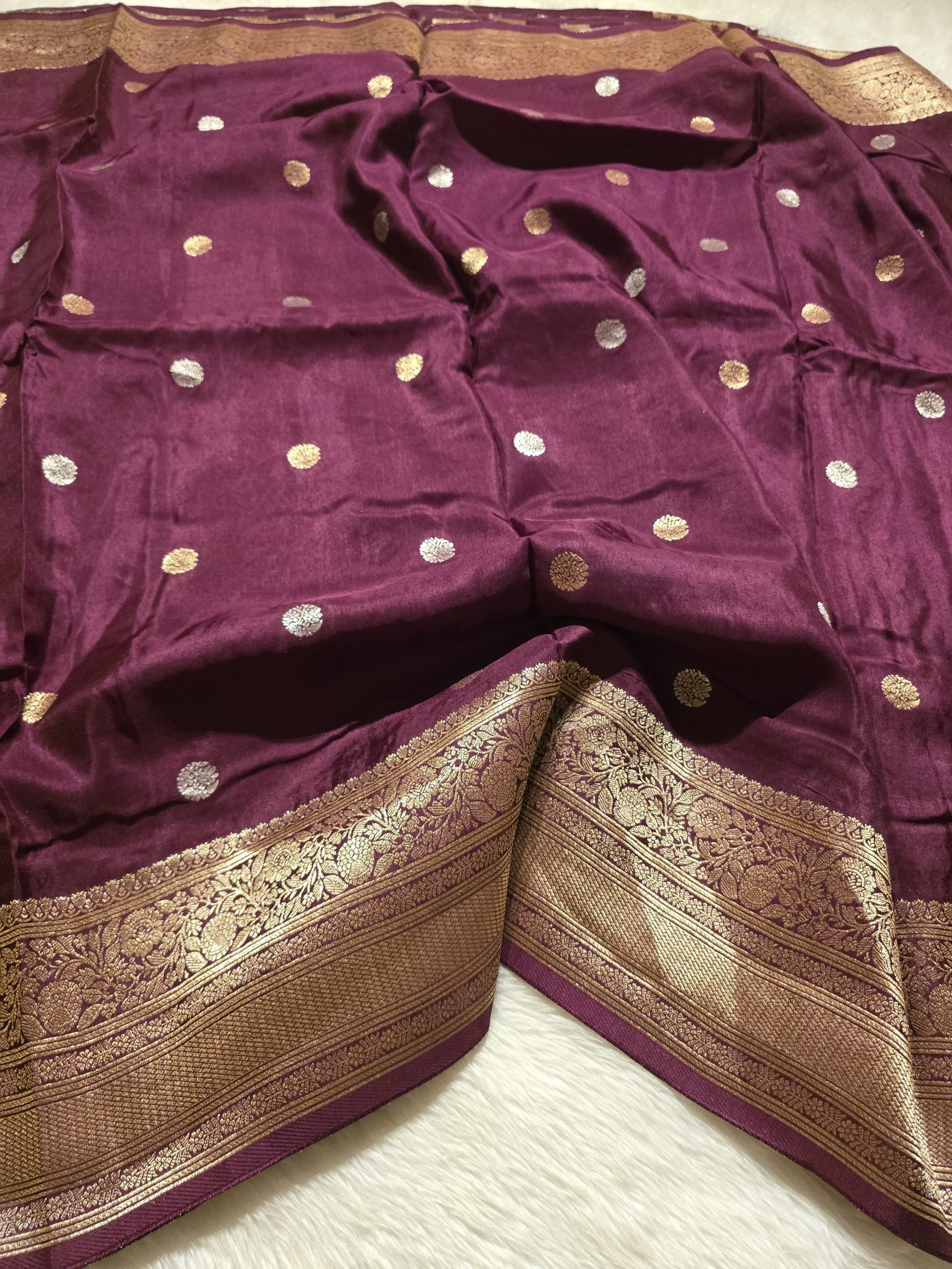 VINTAGE BANARASI-MAGENTA SAREE