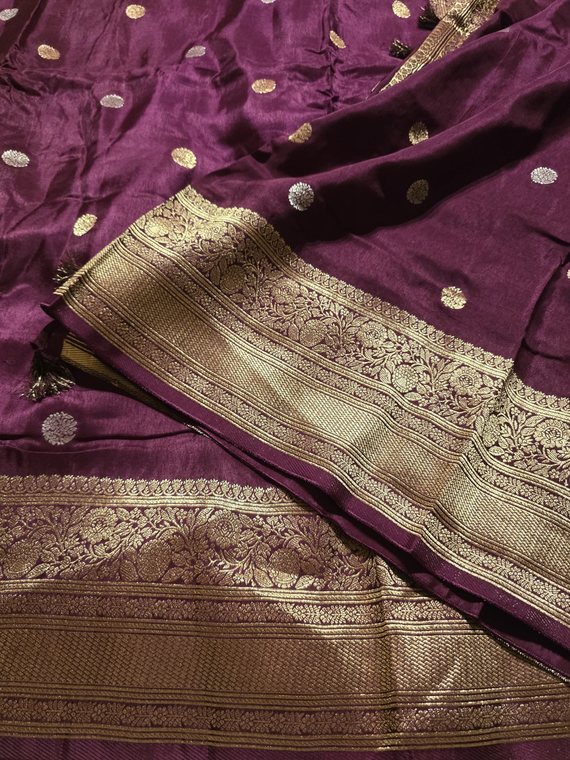 VINTAGE BANARASI-MAGENTA SAREE