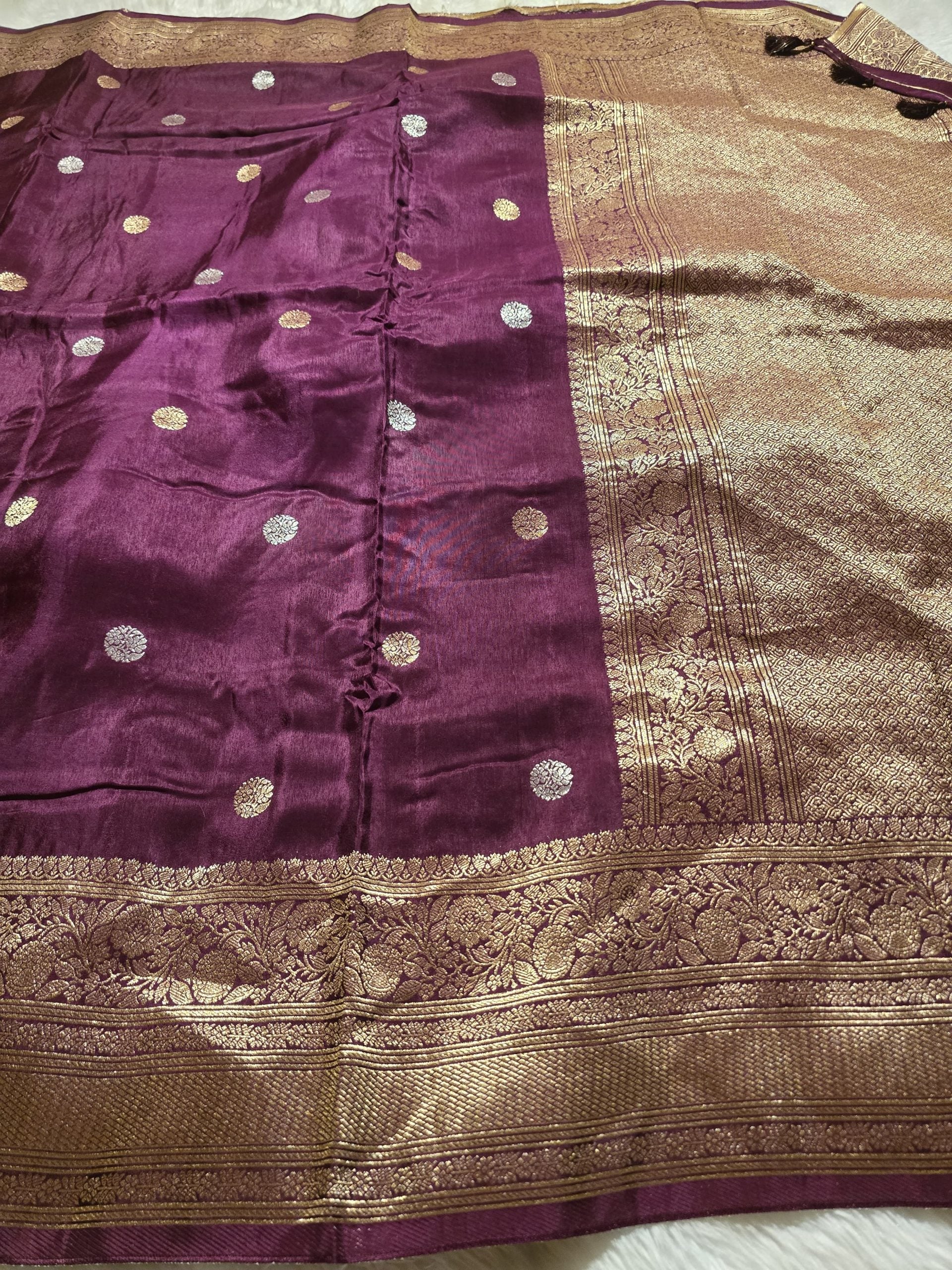 VINTAGE BANARASI-MAGENTA SAREE