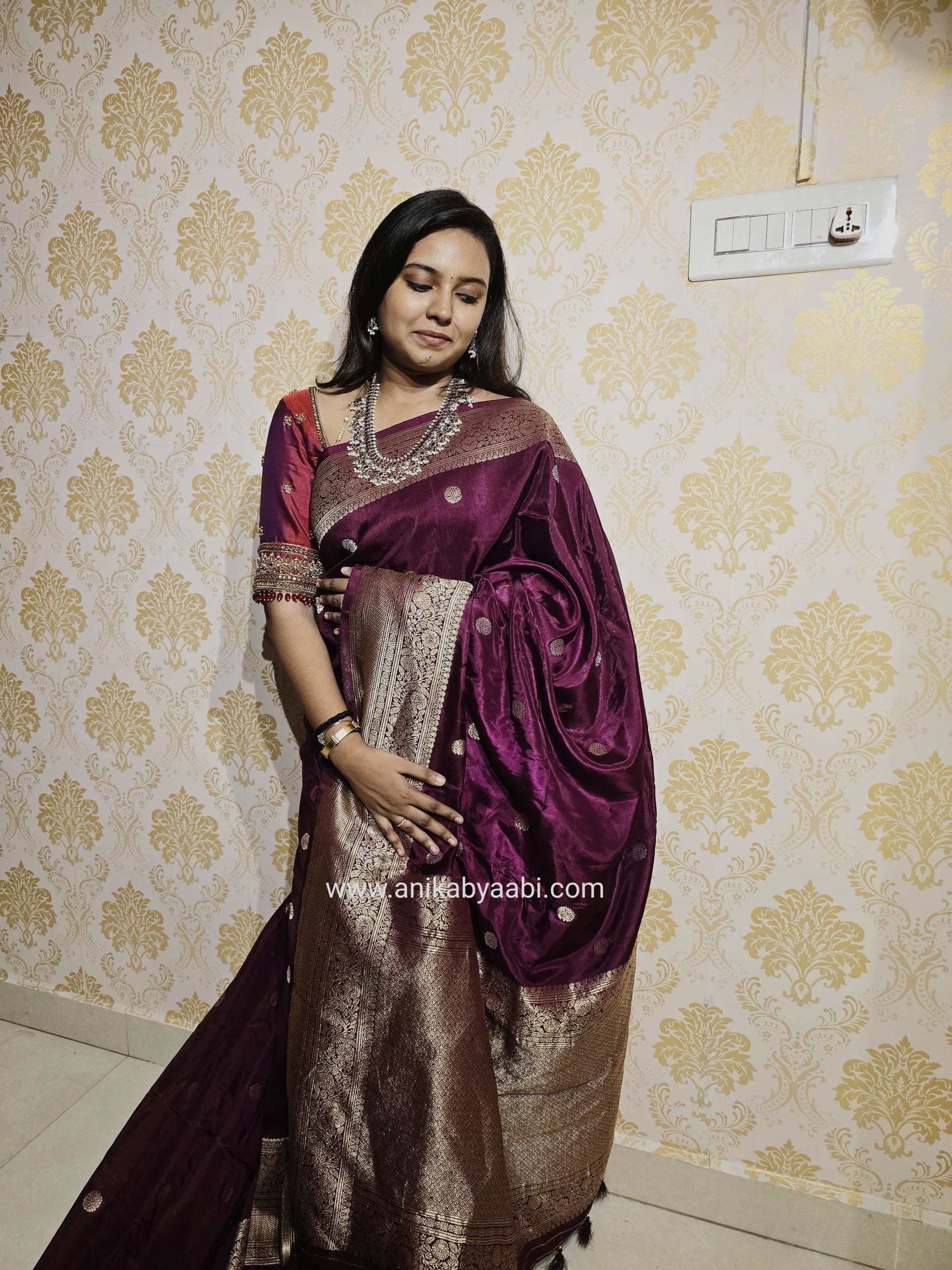 VINTAGE BANARASI-MAGENTA SAREE