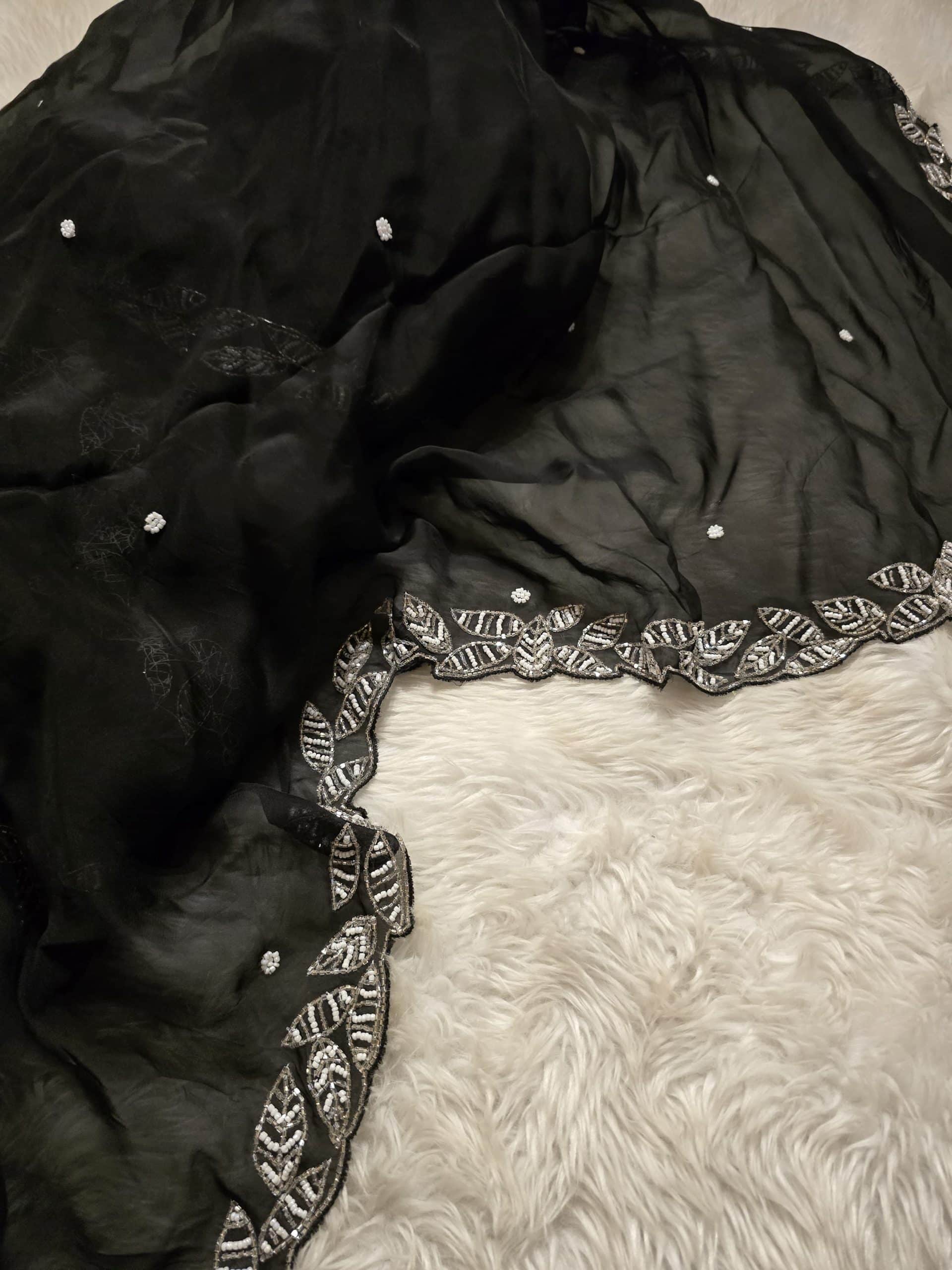 ANIKA LUXE-EBONY SAREE