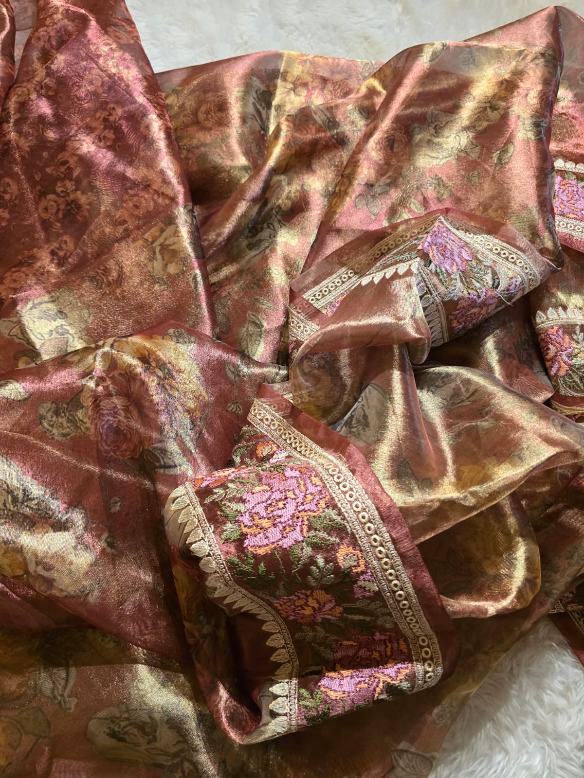 HEERAMANDI-RUSTIC MAVUE SAREE