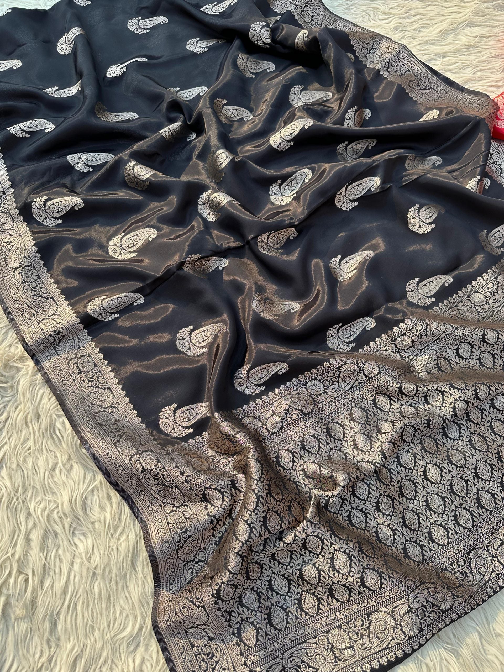 NIRA-BLACK SAREE