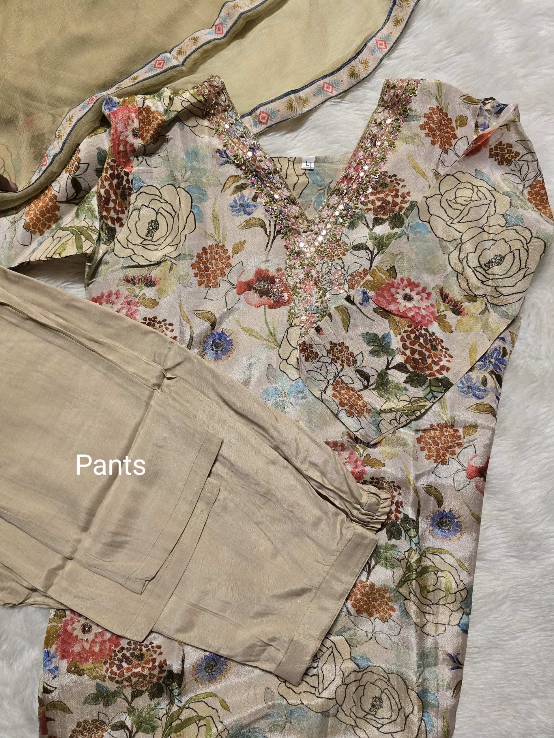 FLORA BEIGE