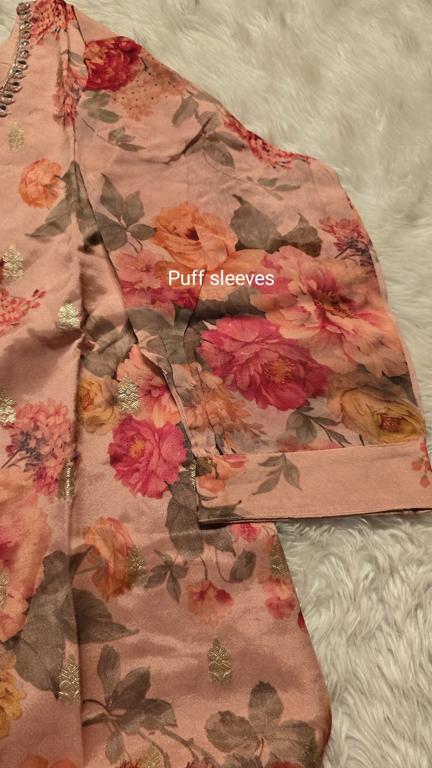 PEACH ROSES