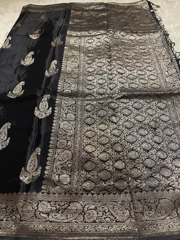 NIRA-BLACK SAREE