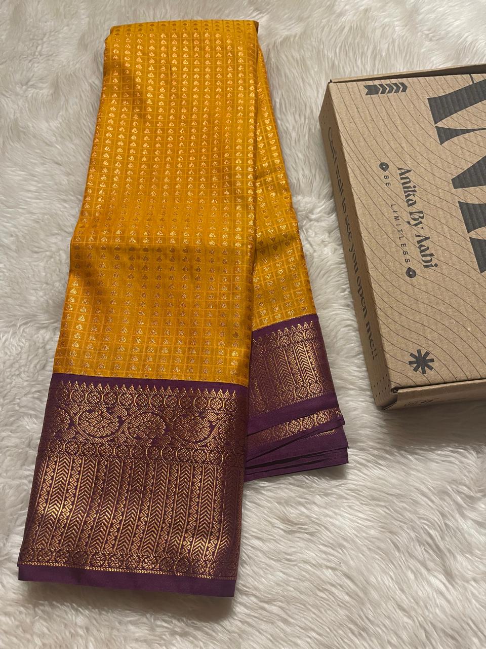 1000 BUTTAS-MANJAL WITH MAGENTA