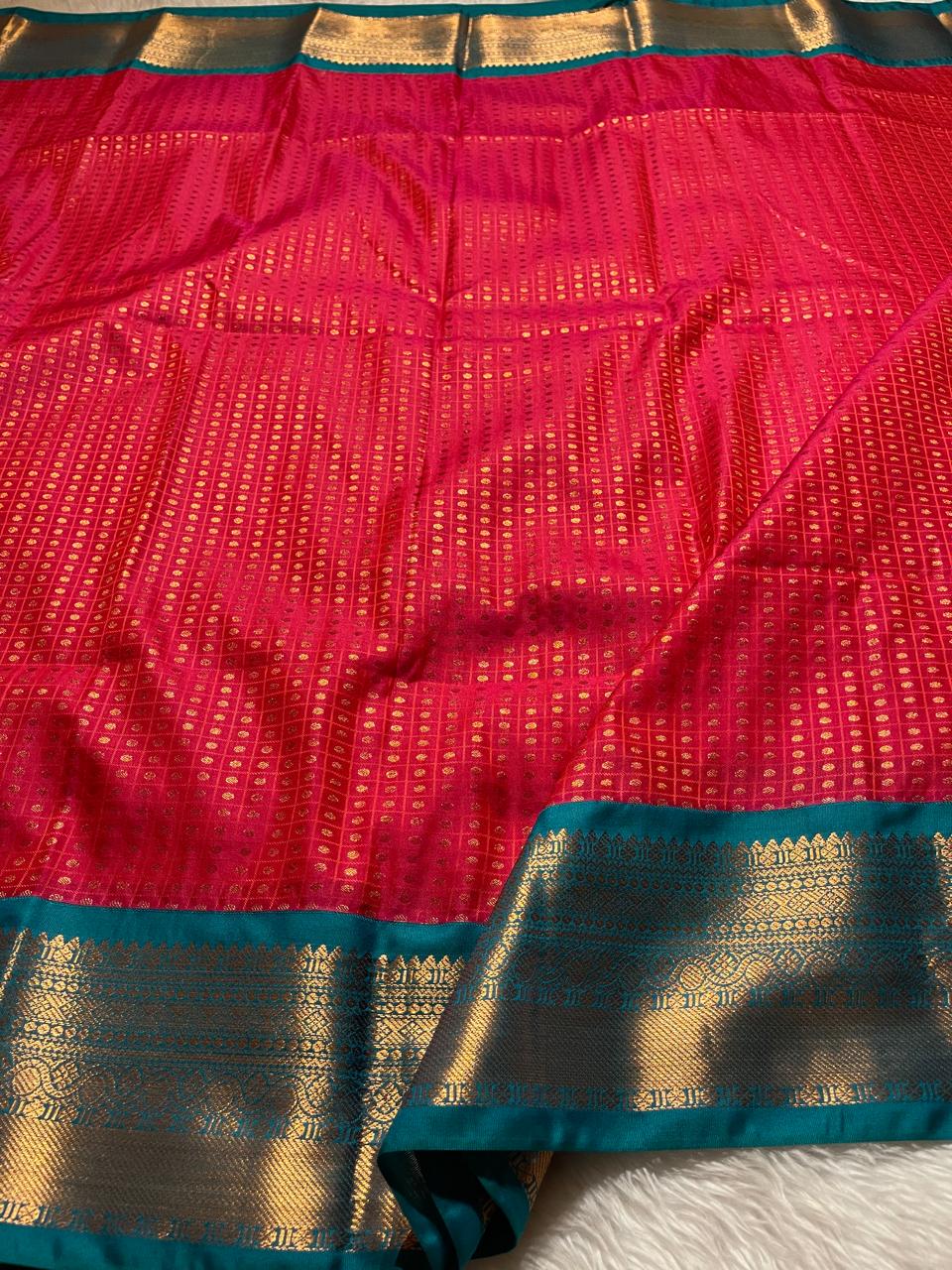 1000 BUTTAS-RED WITH GREEN