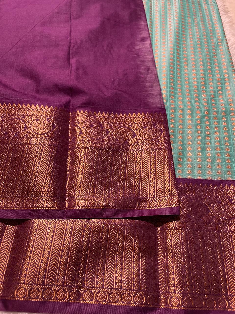 1000 BUTTAS-TURQUOISE WITH MAGENTA