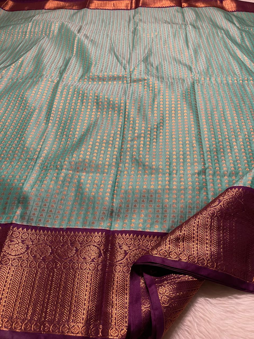 1000 BUTTAS-TURQUOISE WITH MAGENTA
