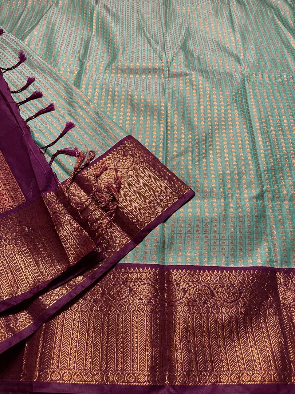 1000 BUTTAS-TURQUOISE WITH MAGENTA