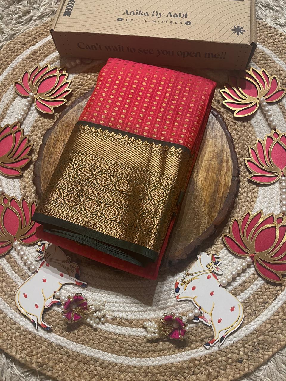 1000 BUTTAS-DARK PEACH WITH BOTTLE GREEN