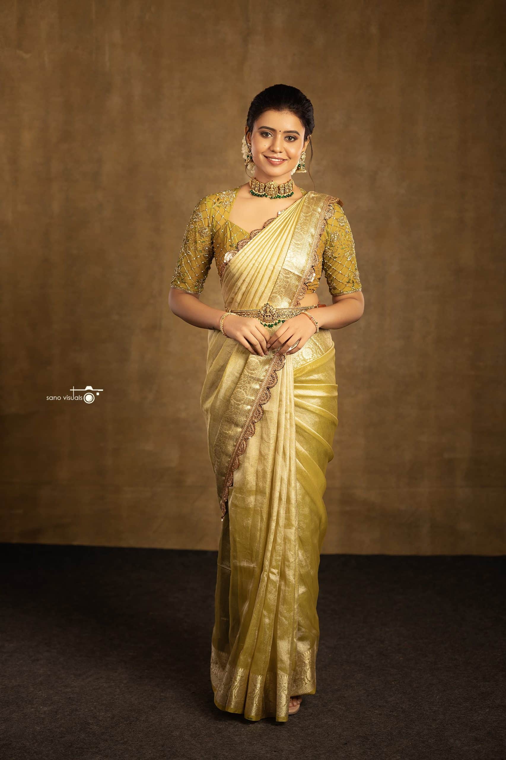 THRITHI-DUAL TONE GOLDEN GREEN SAREE