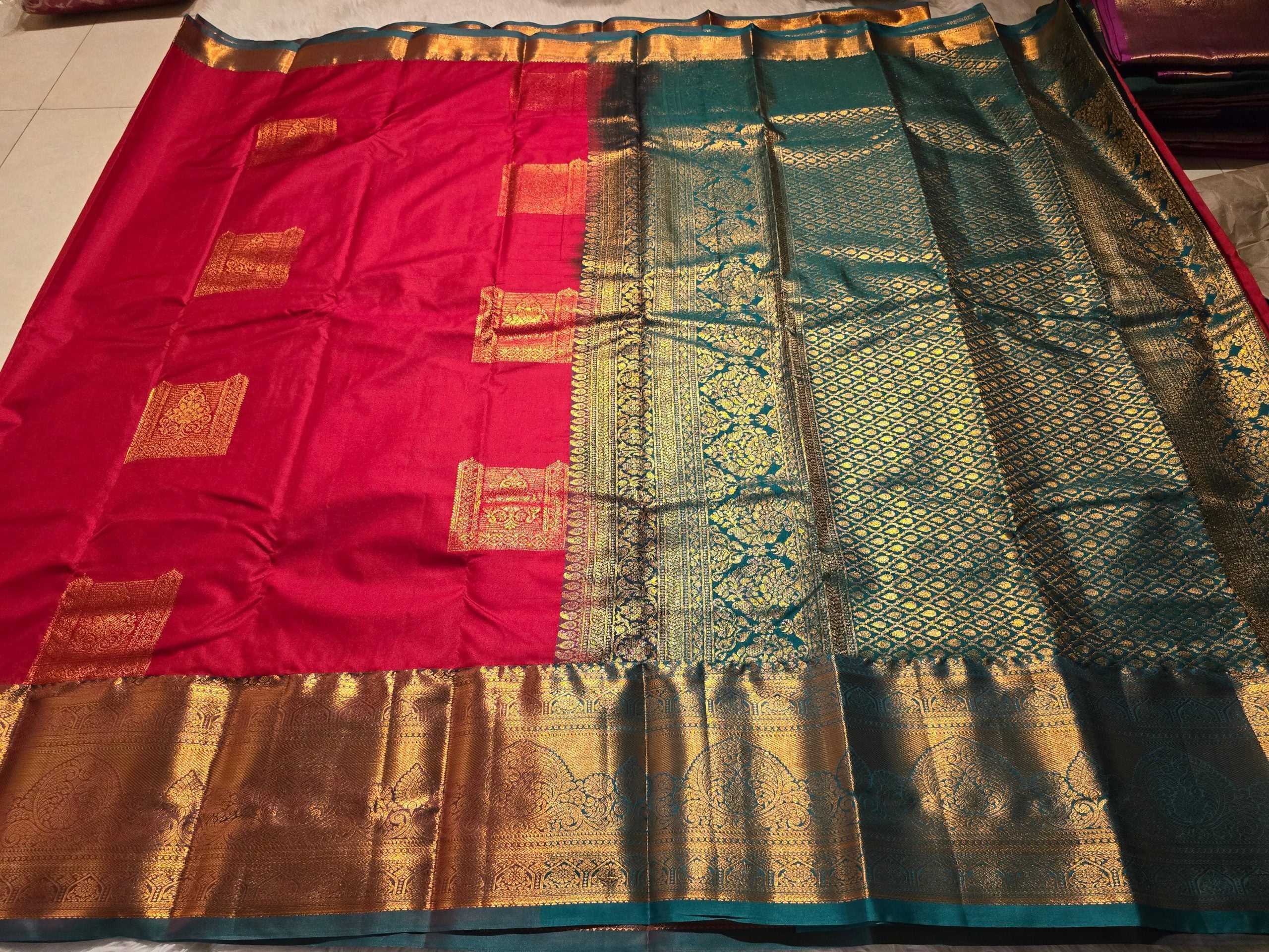 VARAMAHA LAKSHMI SPECIAL-RED WITH RAMAGREEN SAREE
