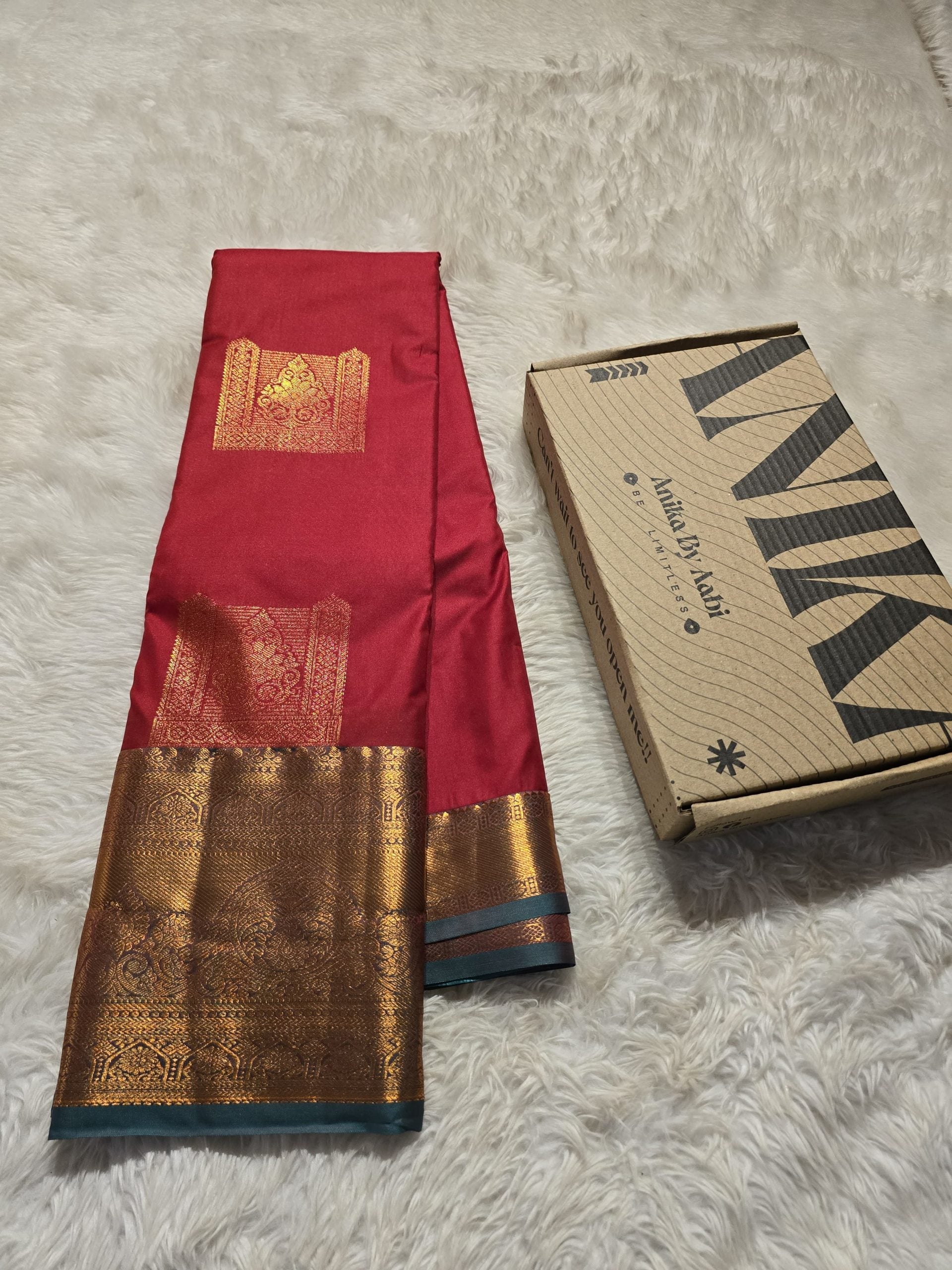 VARAMAHA LAKSHMI SPECIAL-RED WITH RAMAGREEN SAREE