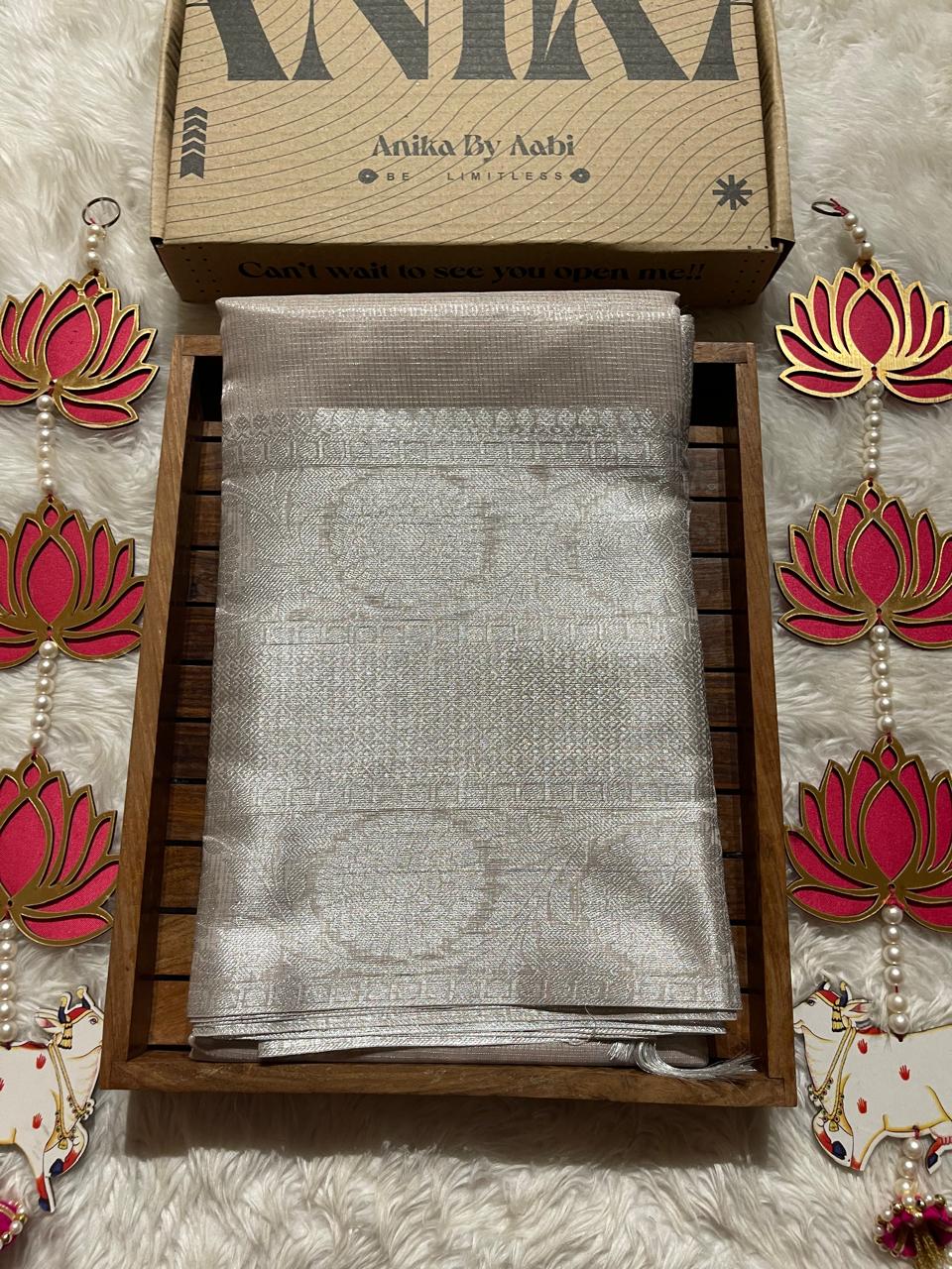 GOLDEN DAZZLE-CLOUD GRAY SAREE