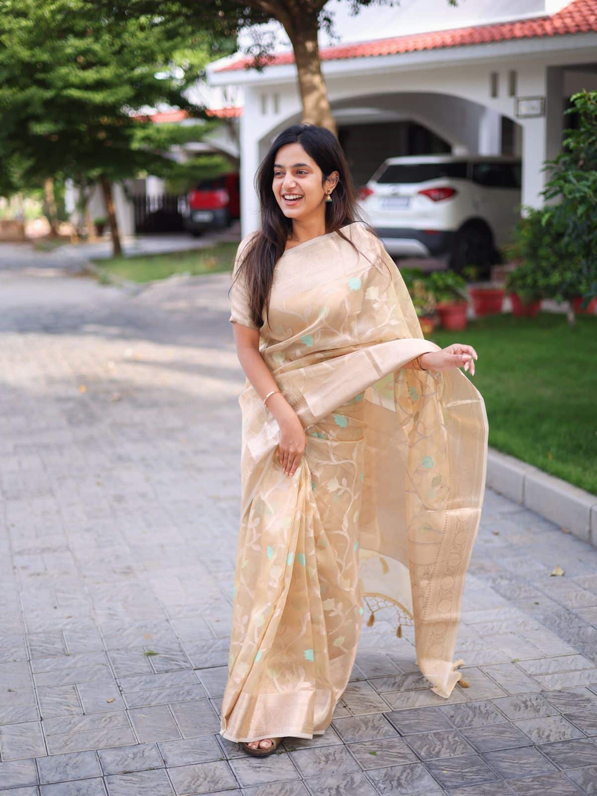 OREGANO - FLORAL PASTEL BEIGE GOLD SAREE