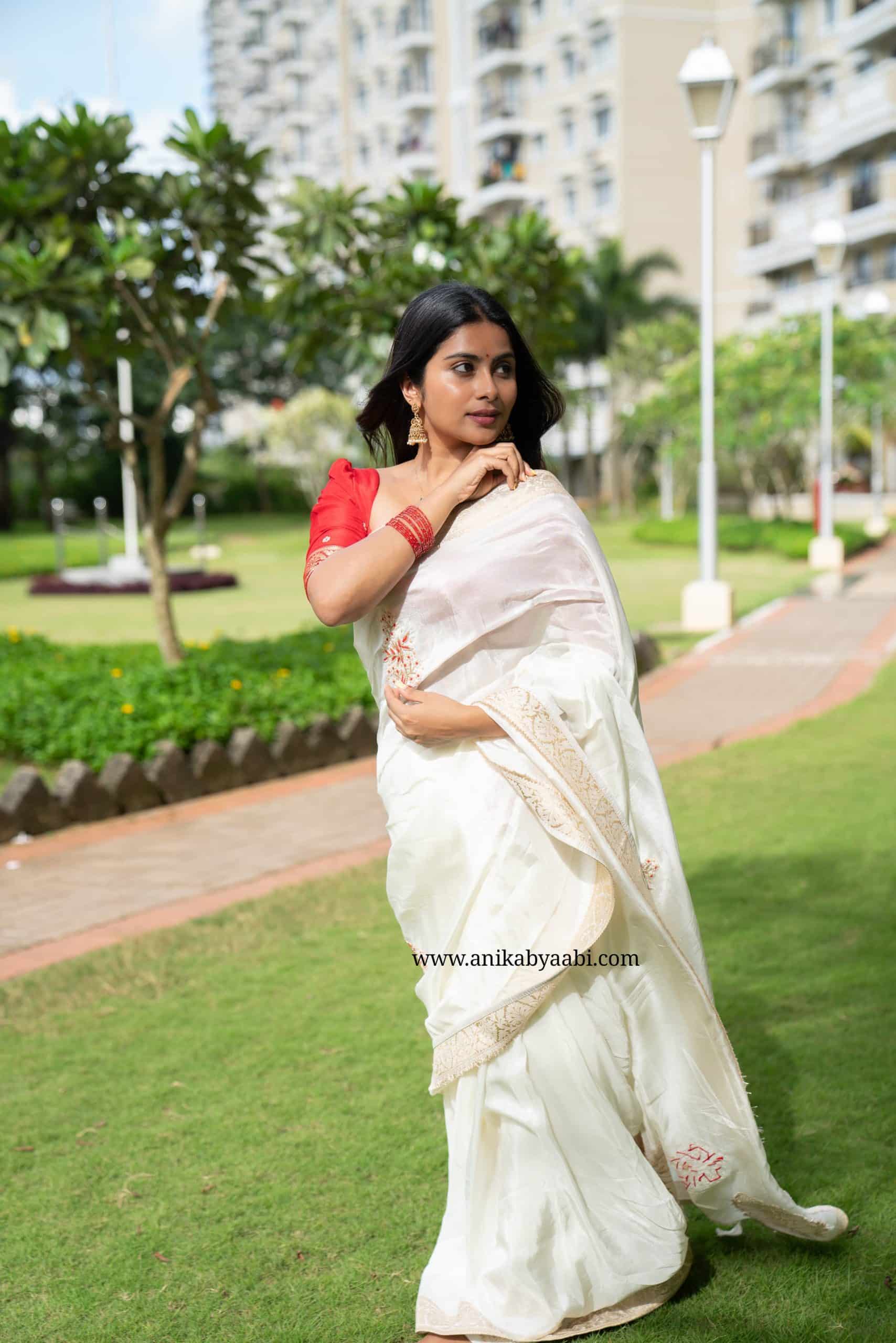 ONAM SERIES-TANVI HALFWHITE SAREE