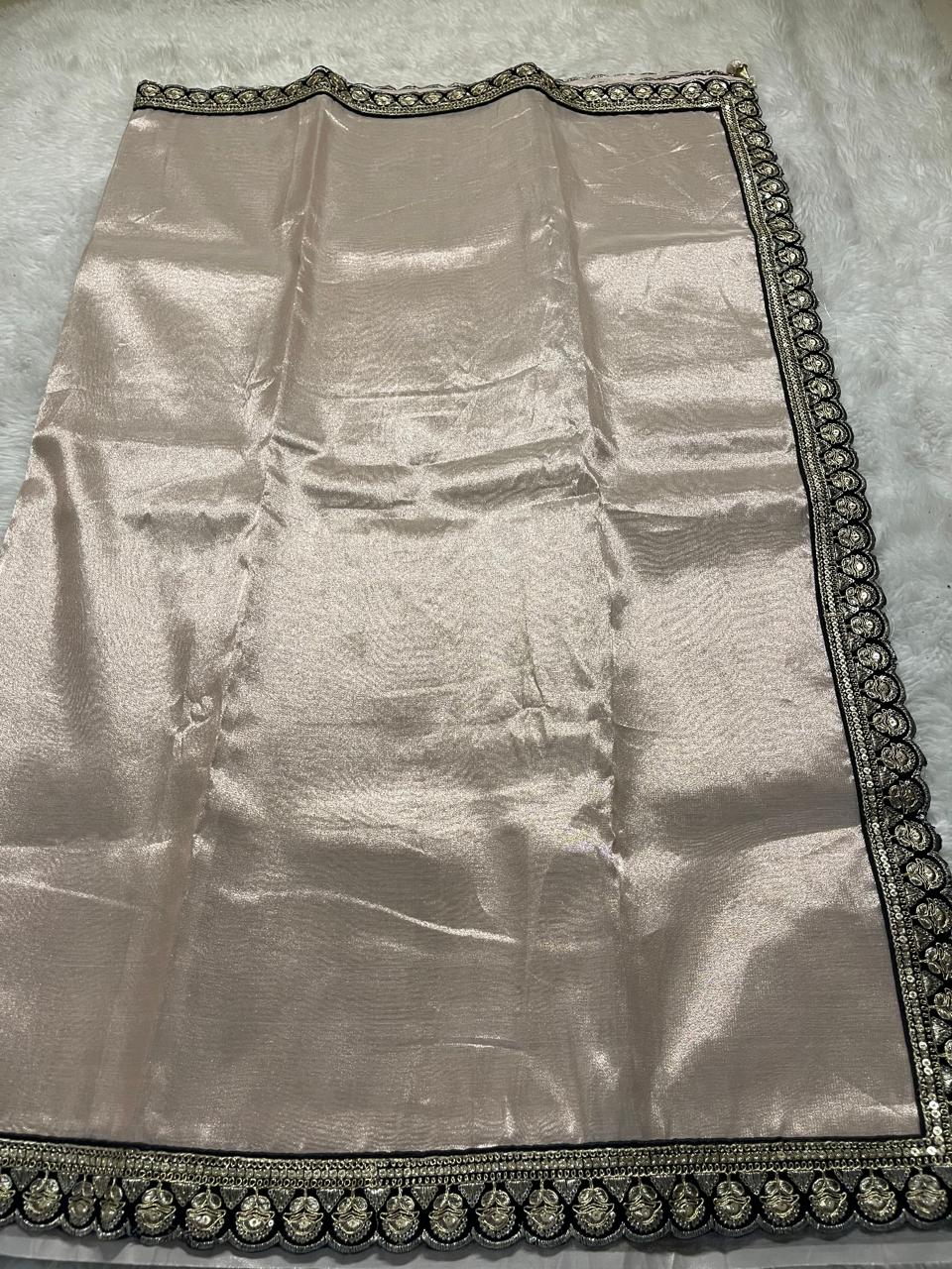 ANIKA LUXE-SCALOP PASTEL PINK SAREE