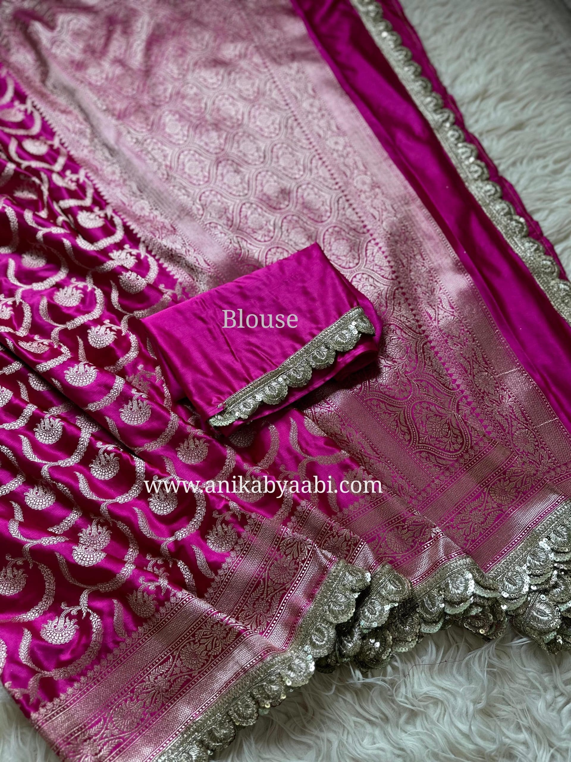 MUSHRO LACE-RANI PINK SAREE