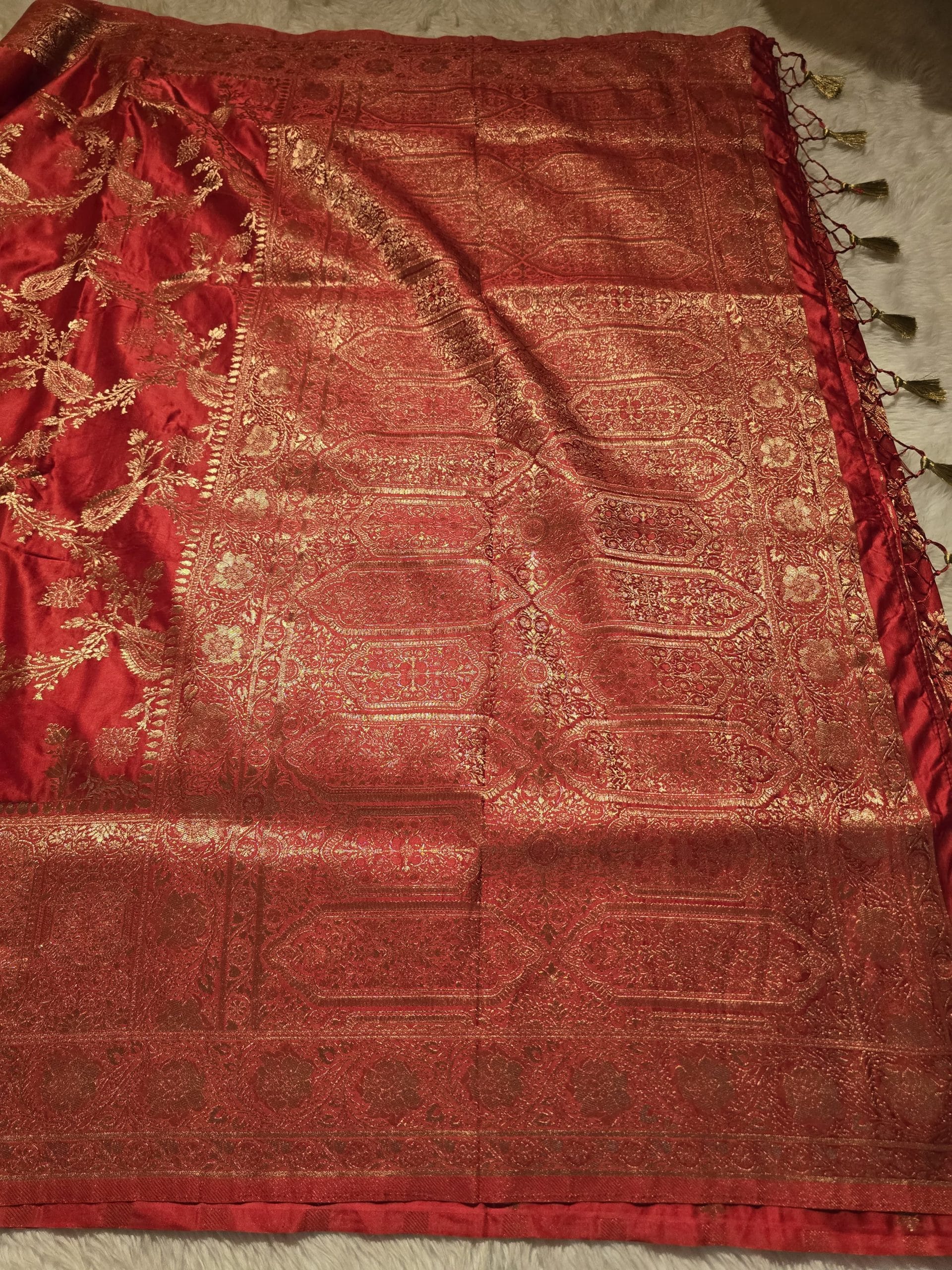 SHOBHI-RED SAREE
